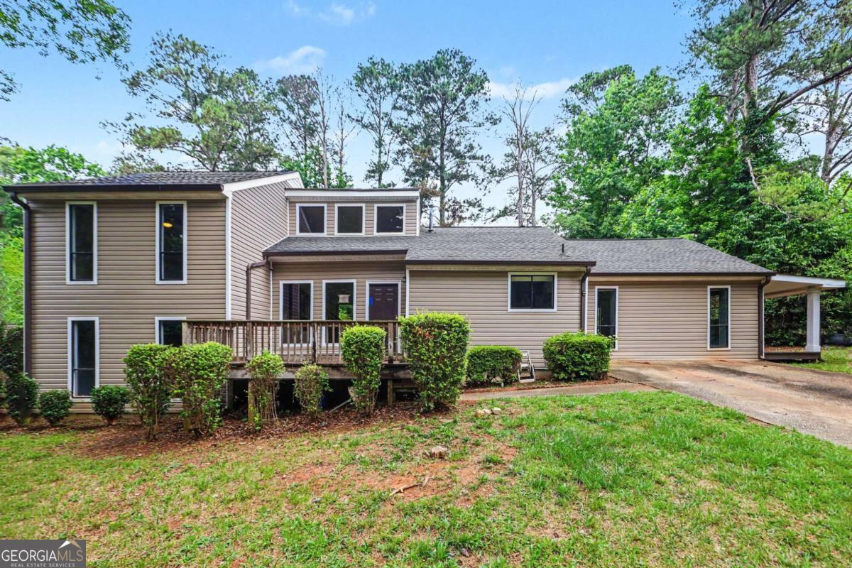 6742 Oakland Drive Property Photo 1