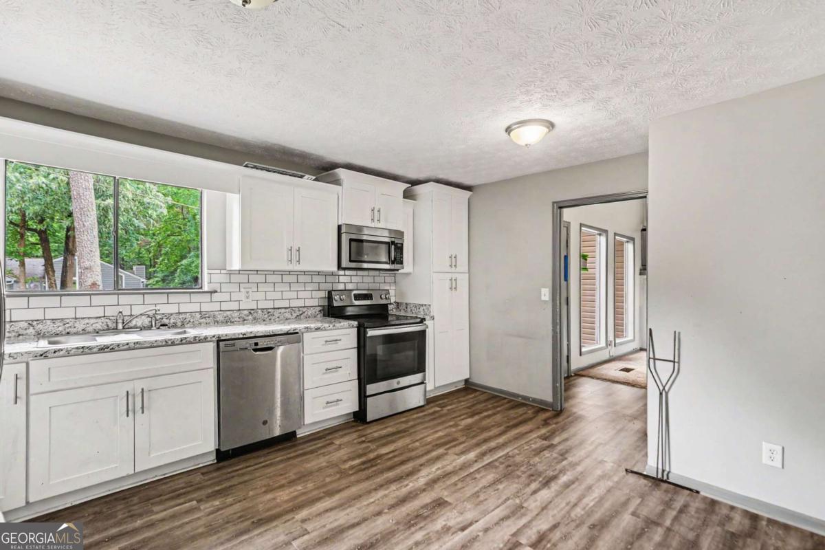 6742 Oakland Drive Property Photo 10
