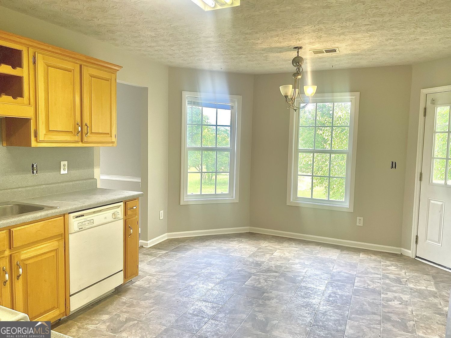 3095 Oak Grove Road Property Photo 16