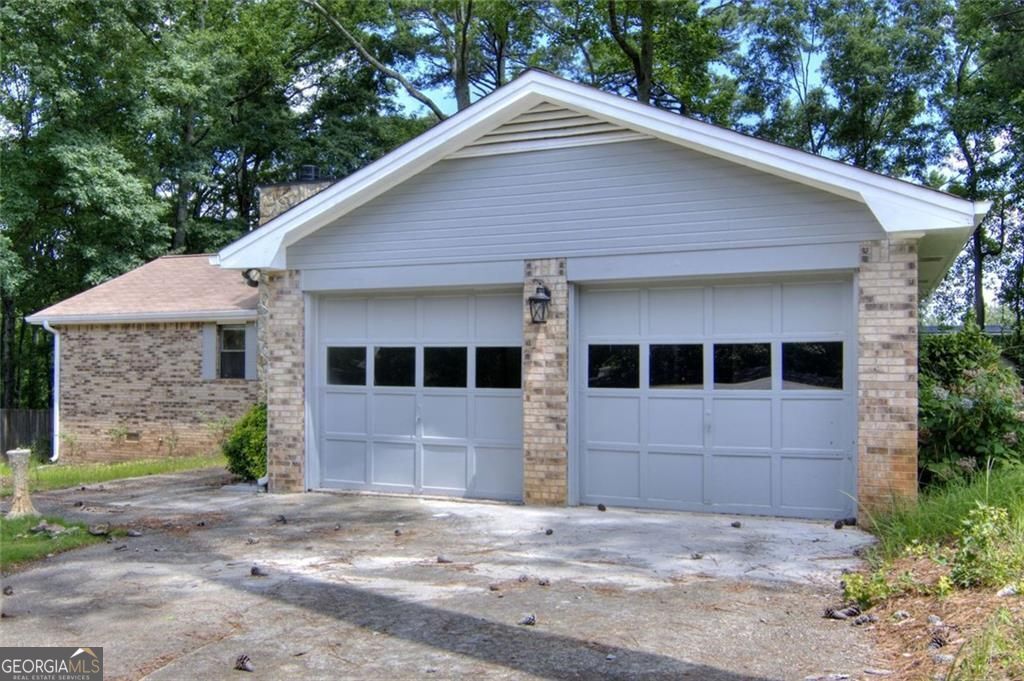 2210 Village Drive Property Photo 1