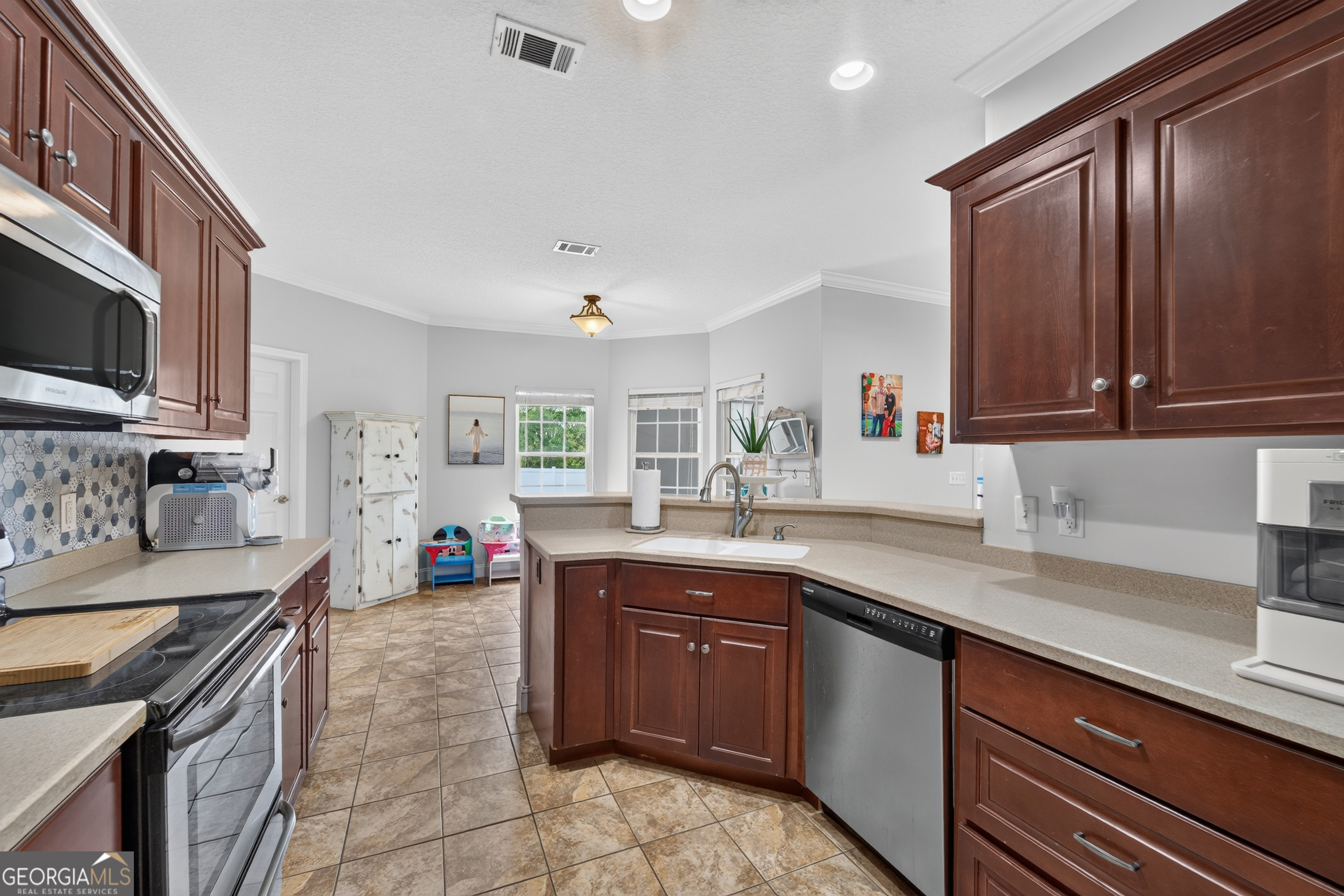 109 Plantation Pines Drive Property Photo 14