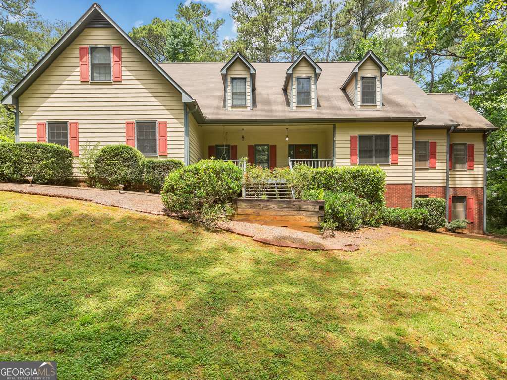 2051 E Piedmont Road Property Photo 10