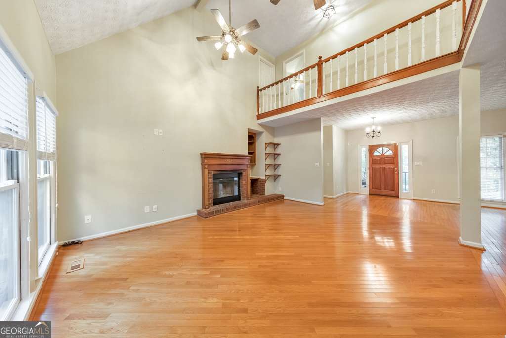 2051 E Piedmont Road Property Photo 17