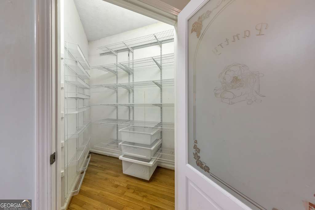 2051 E Piedmont Road Property Photo 23