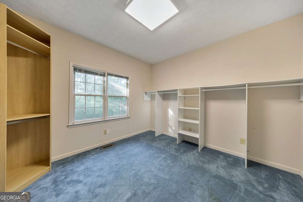 2051 E Piedmont Road Property Photo 37