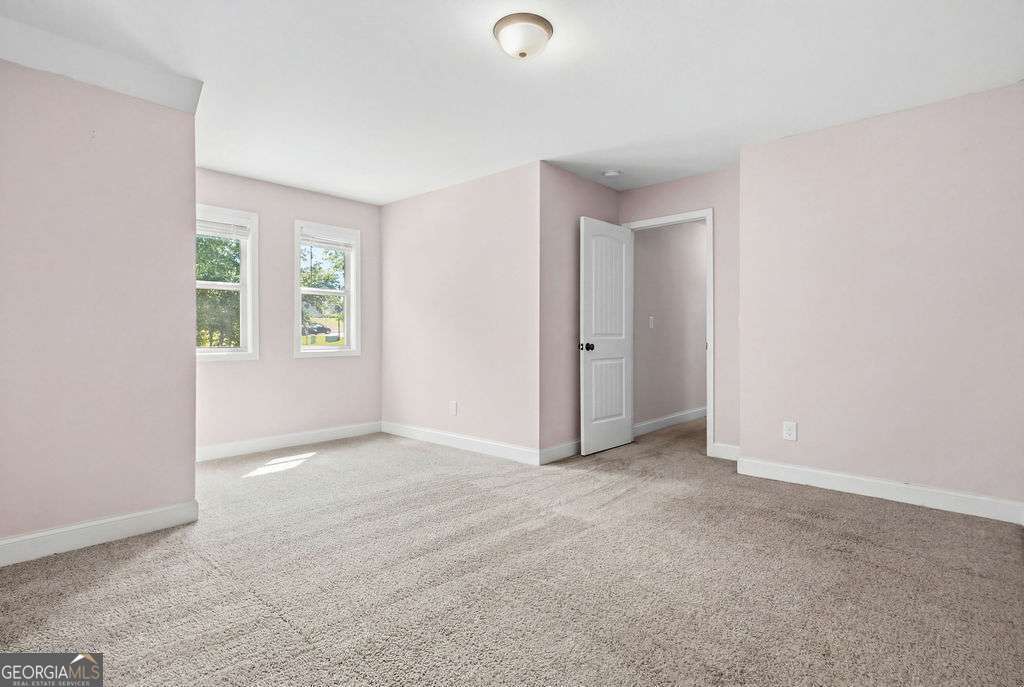 271 Oxmoor Close Property Photo 40