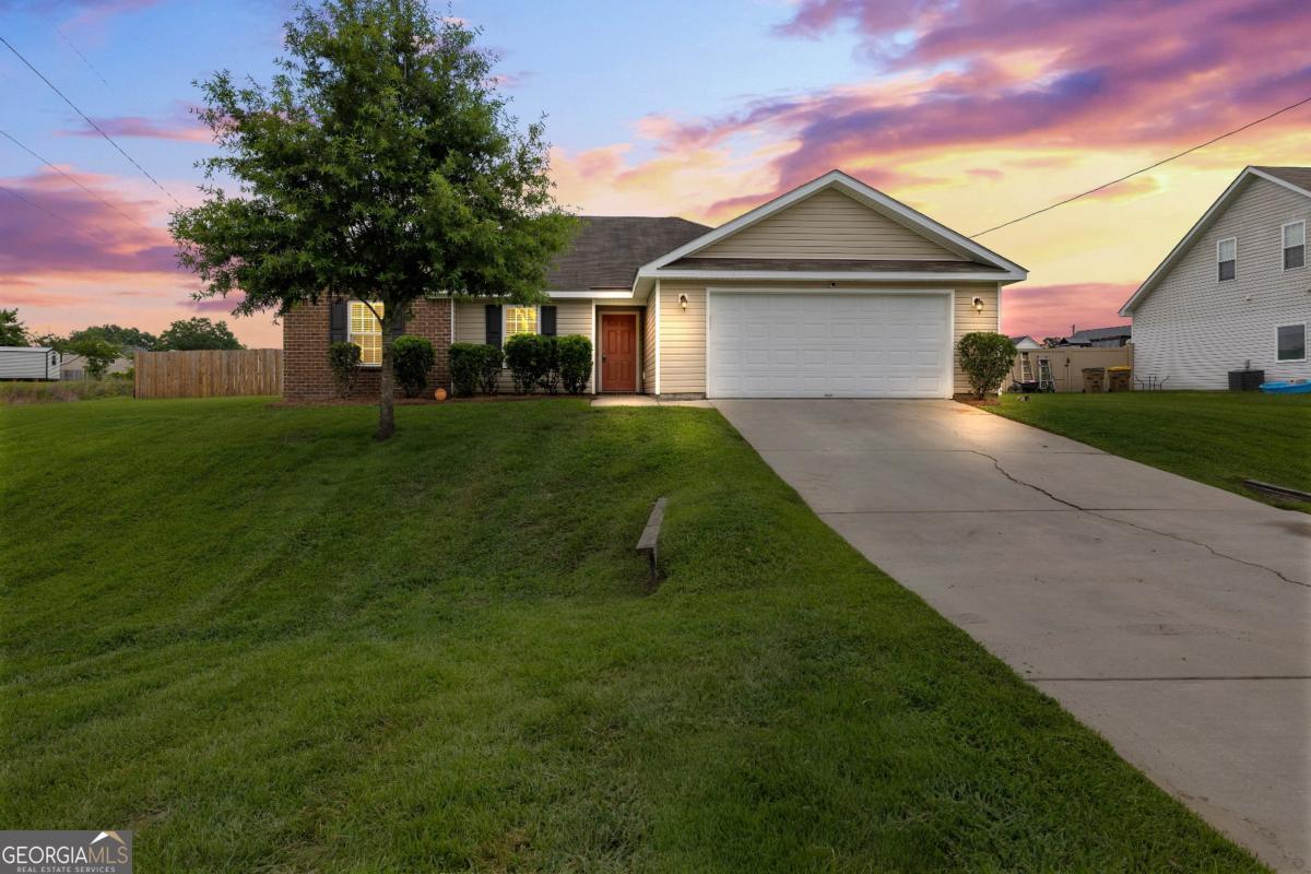 180 Bonnie Circle Property Photo 1