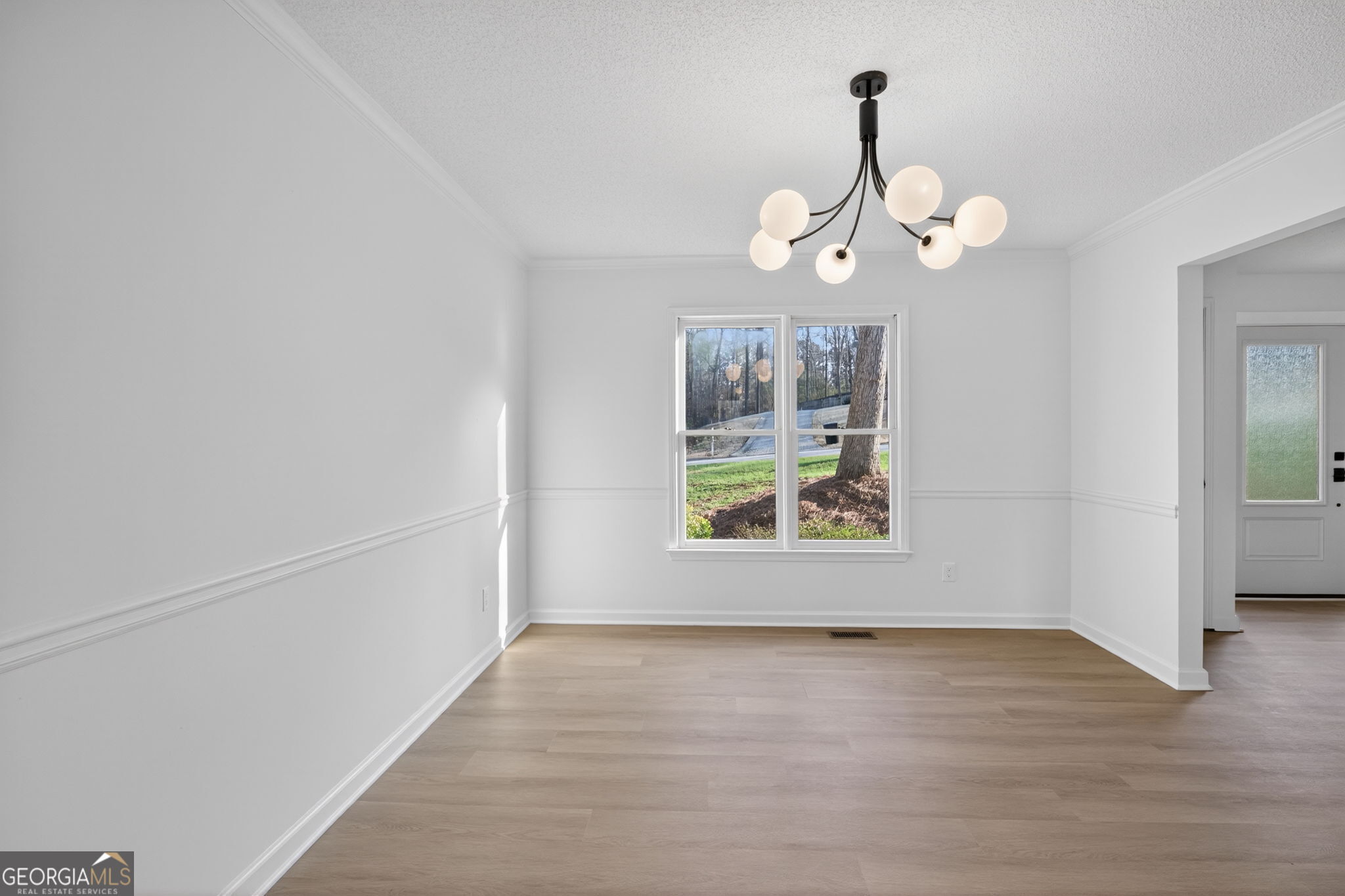 511 Lakeside Drive Property Photo 10