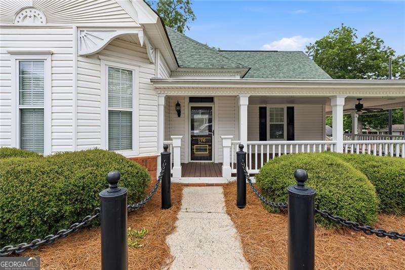 176 Confederate Avenue Property Photo 3