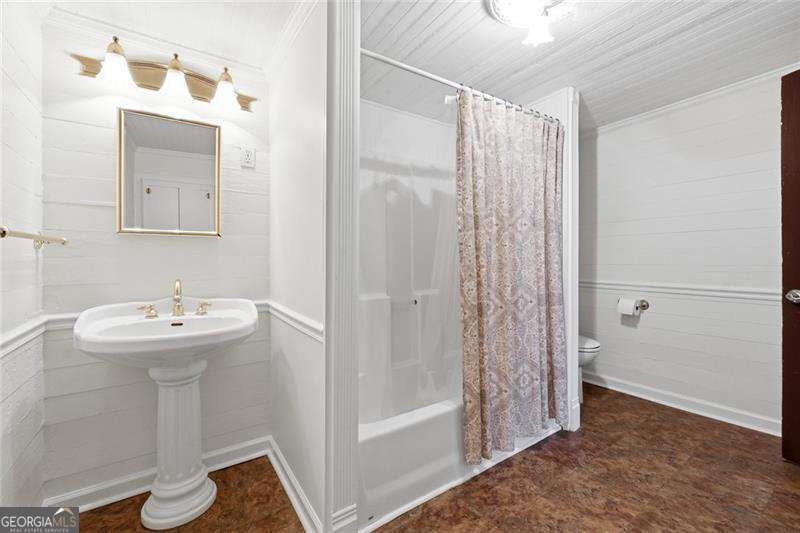 176 Confederate Avenue Property Photo 11
