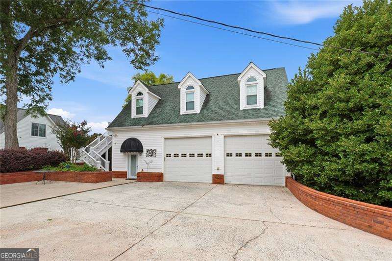 176 Confederate Avenue Property Photo 22