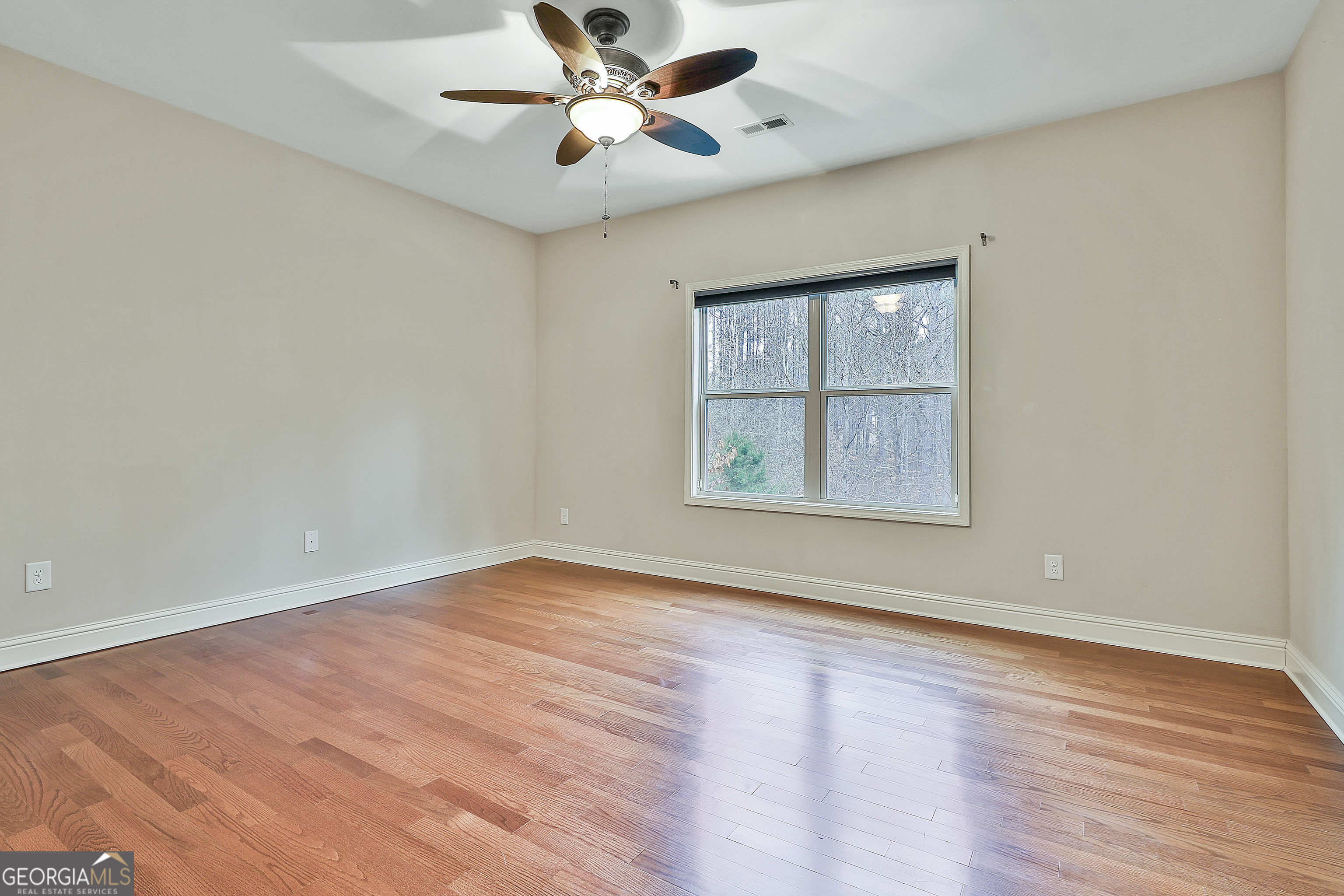 120 Meadow View Glen Property Photo 23