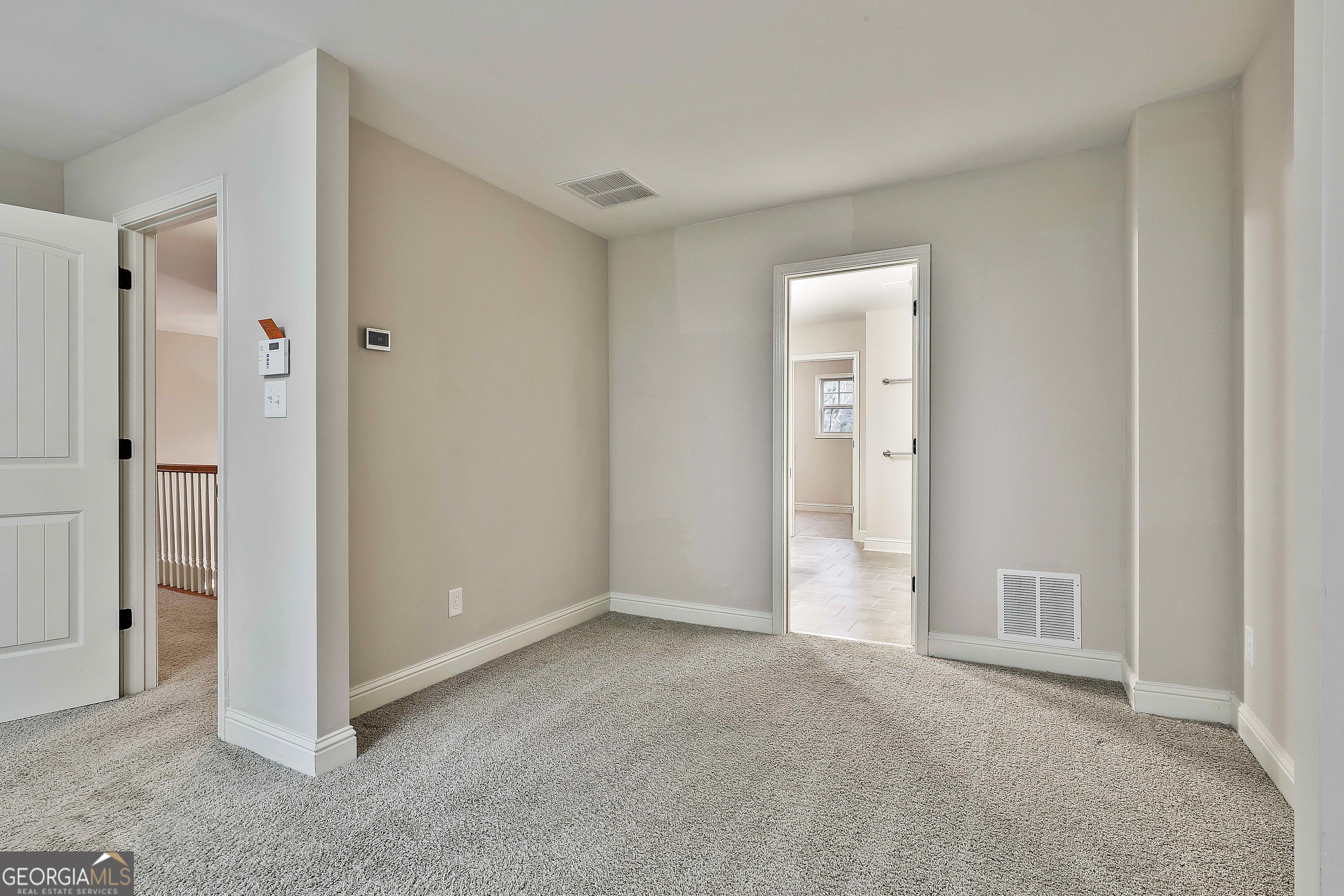 120 Meadow View Glen Property Photo 32