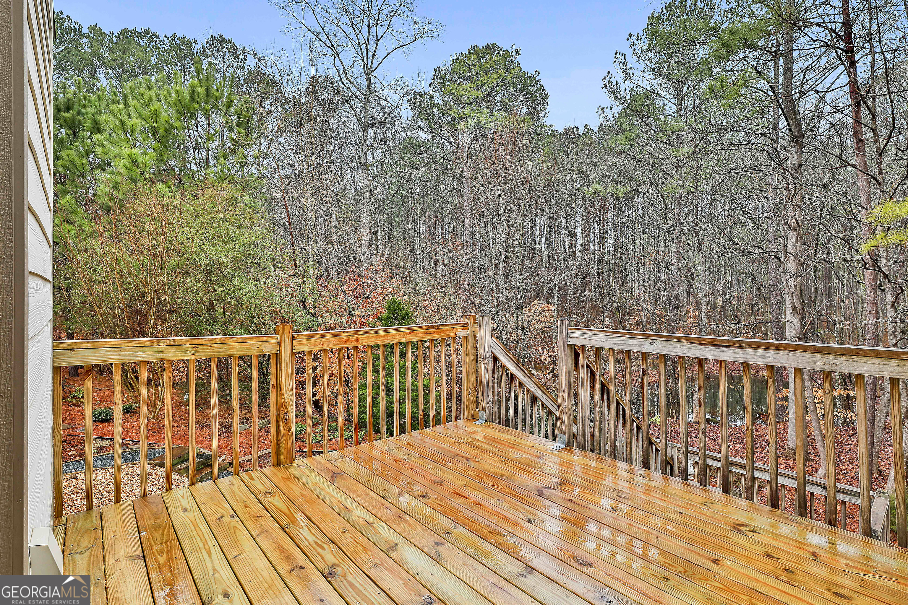 120 Meadow View Glen Property Photo 43