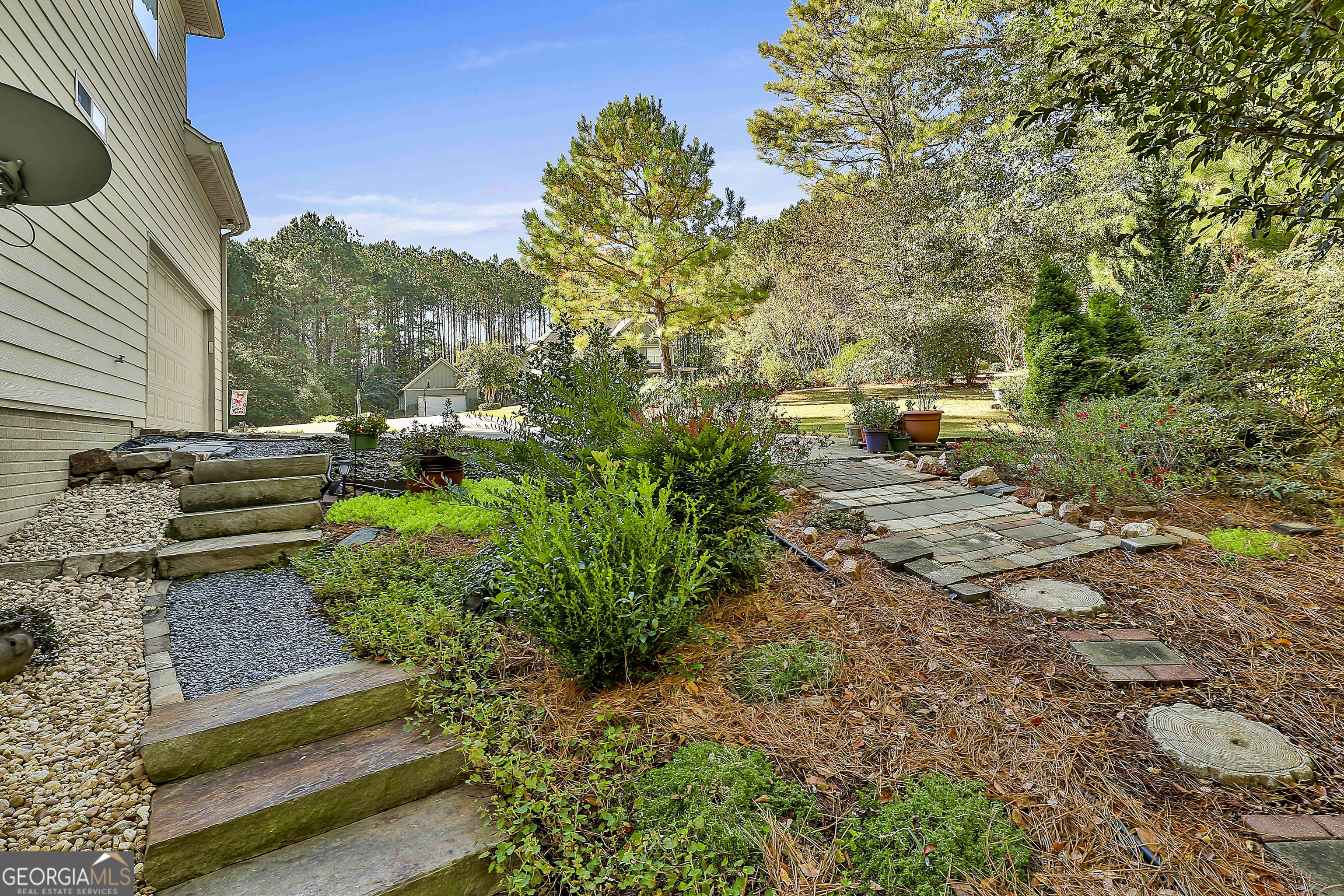 120 Meadow View Glen Property Photo 62