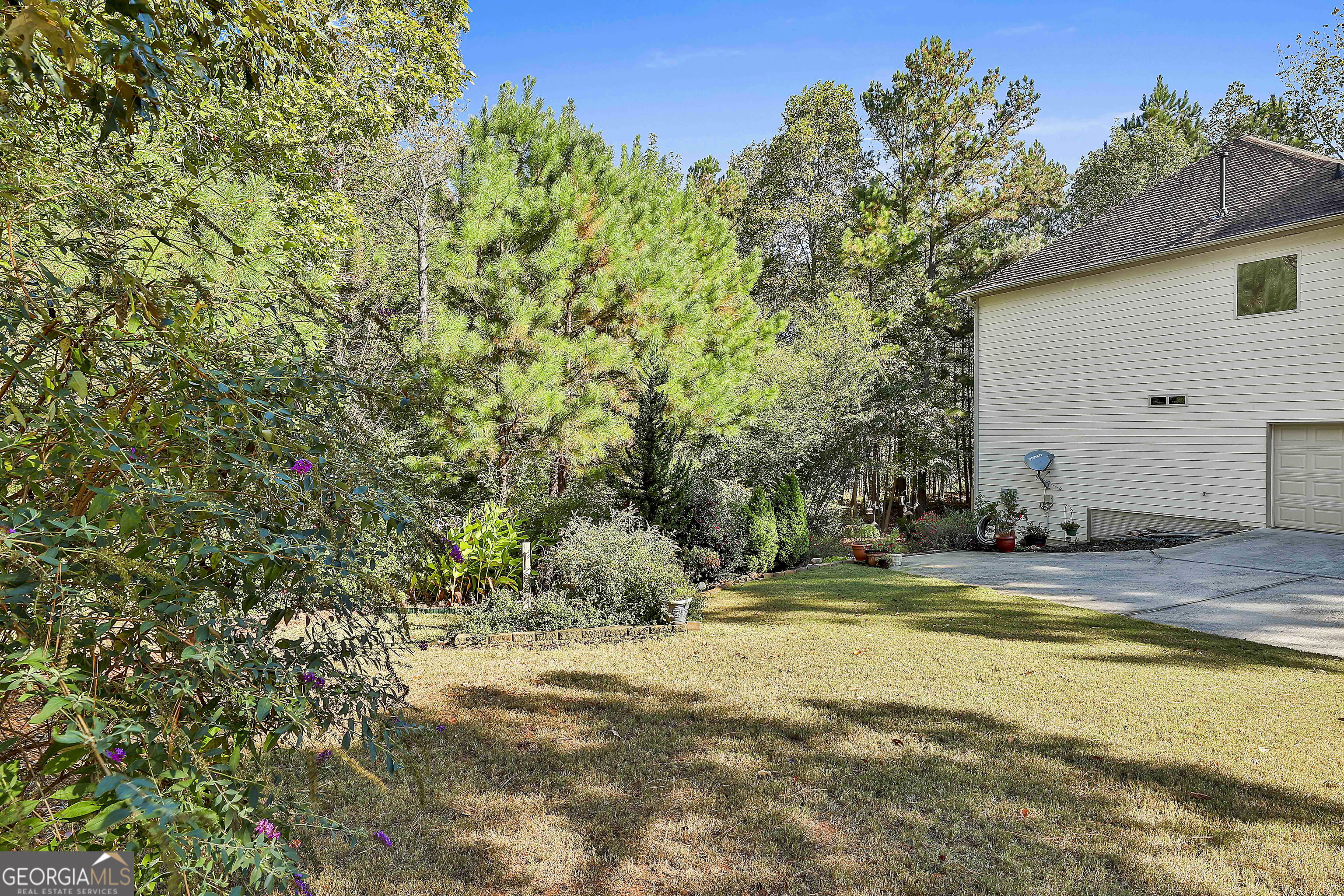 120 Meadow View Glen Property Photo 63