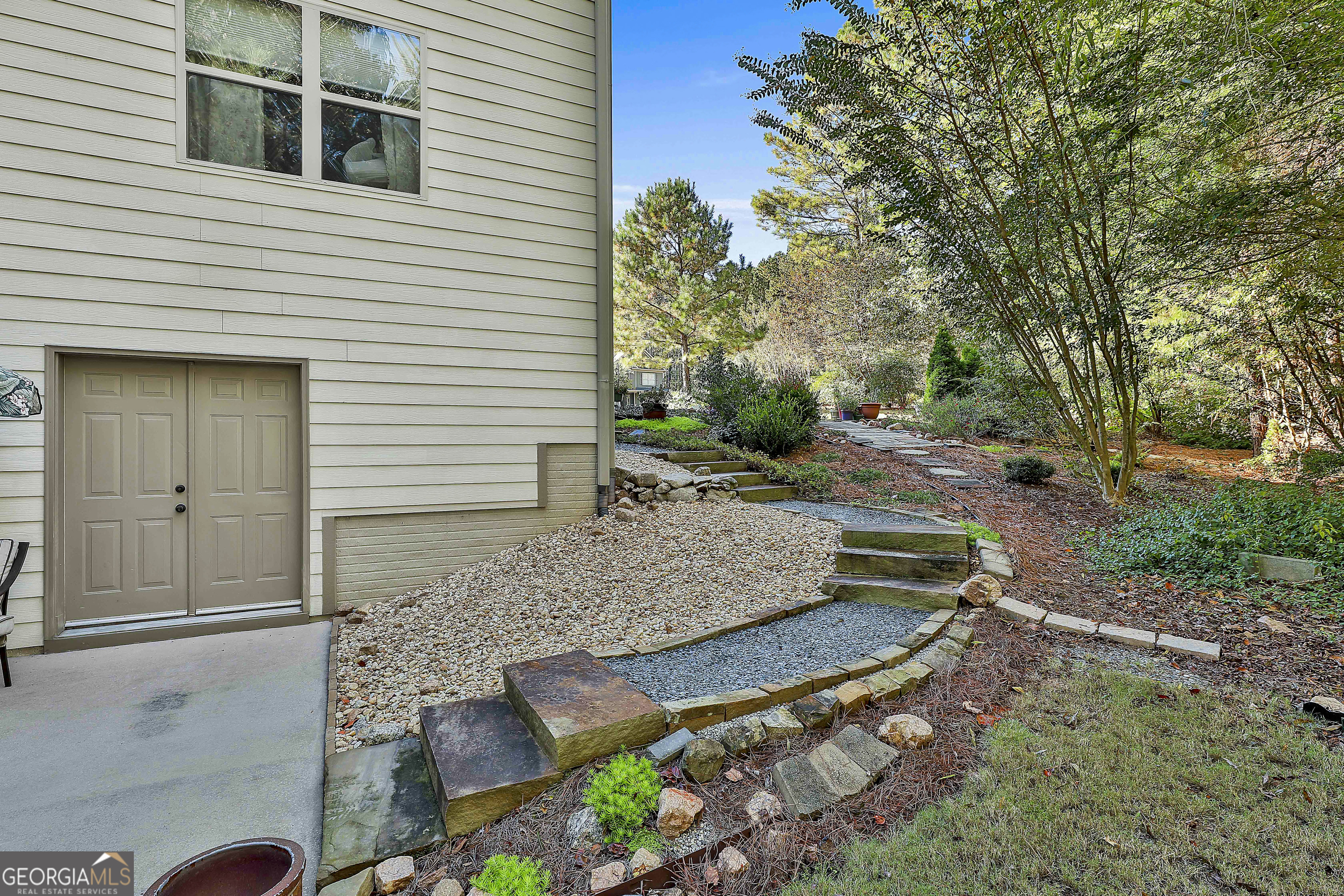 120 Meadow View Glen Property Photo 71