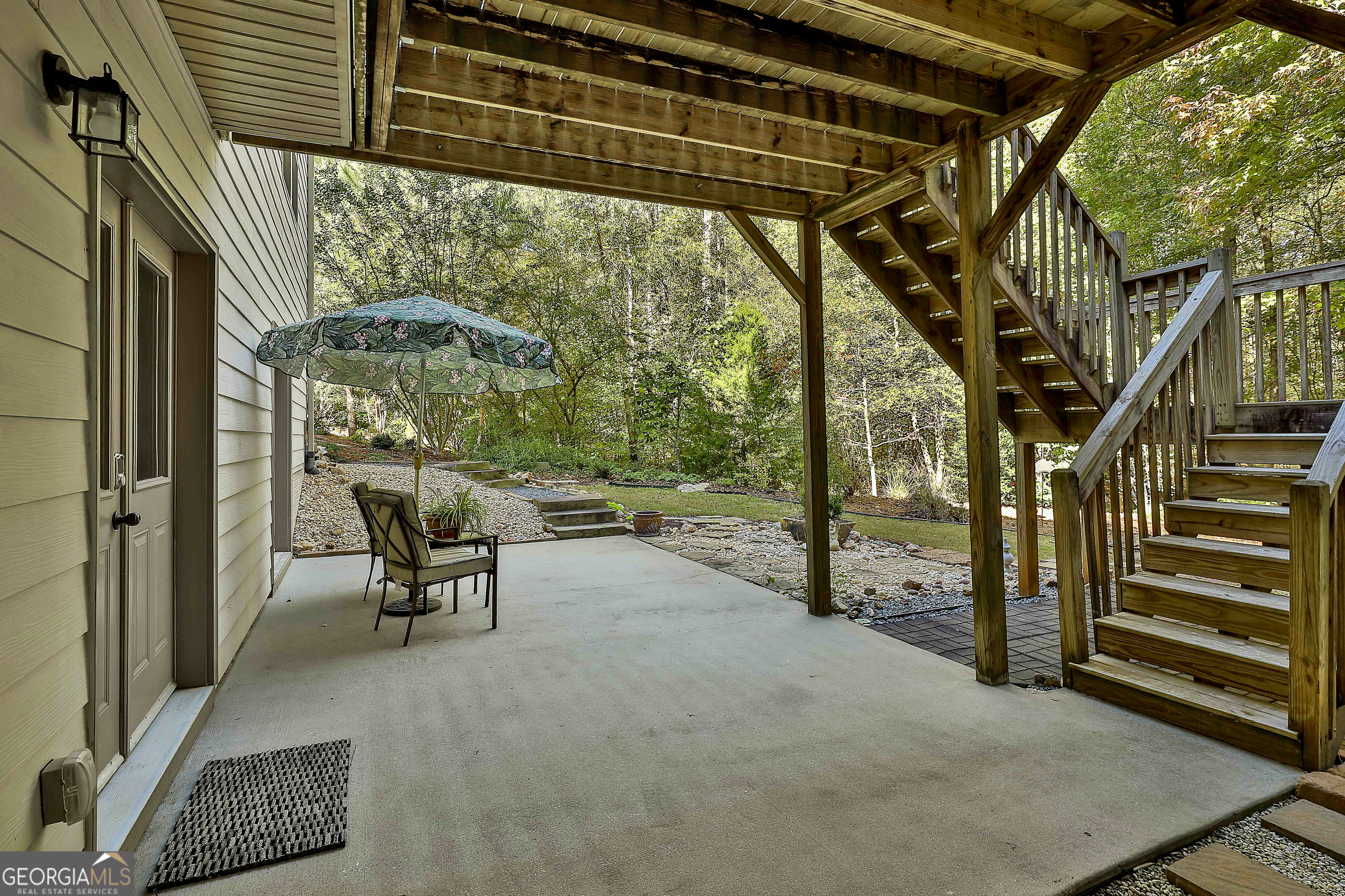 120 Meadow View Glen Property Photo 72