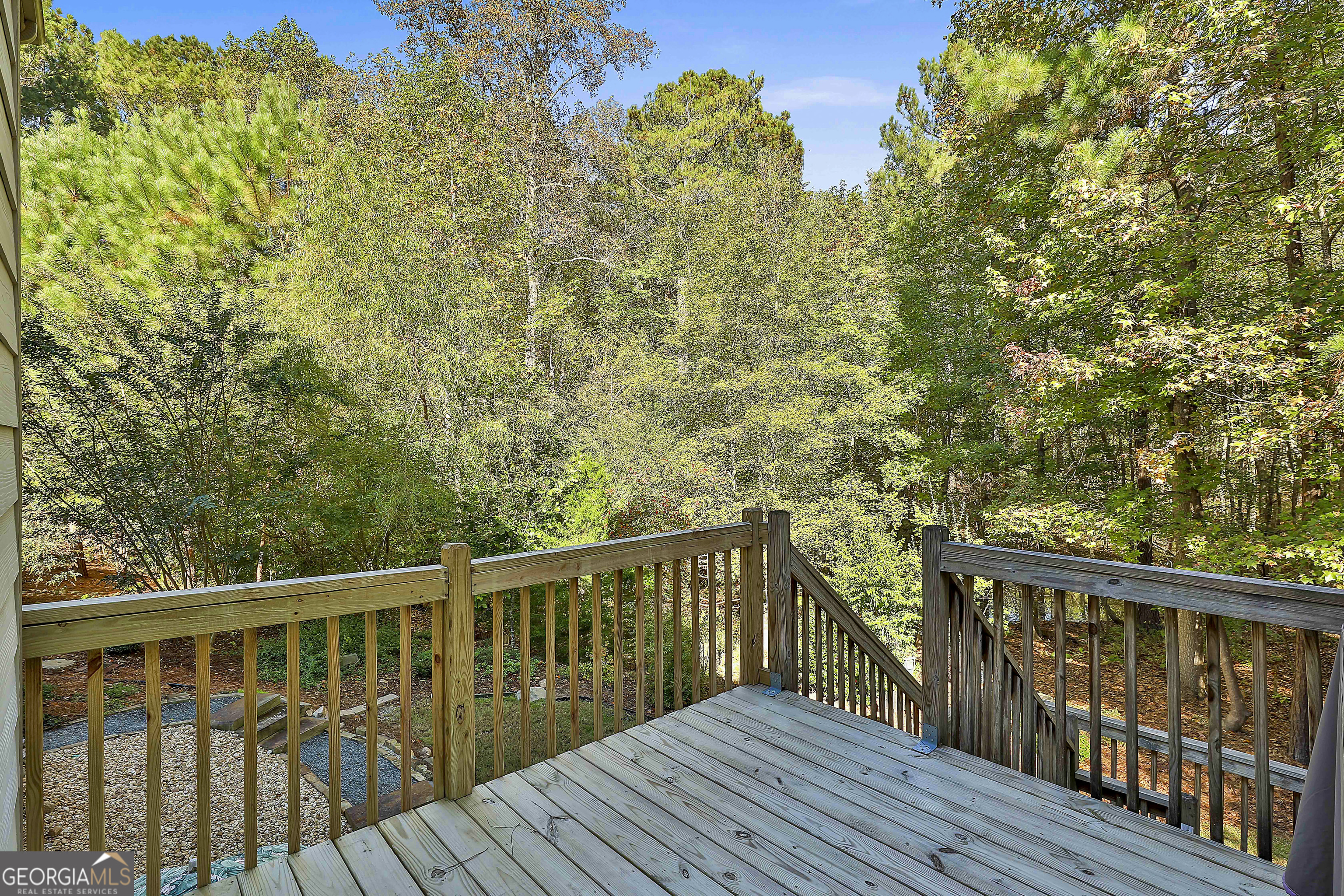 120 Meadow View Glen Property Photo 77