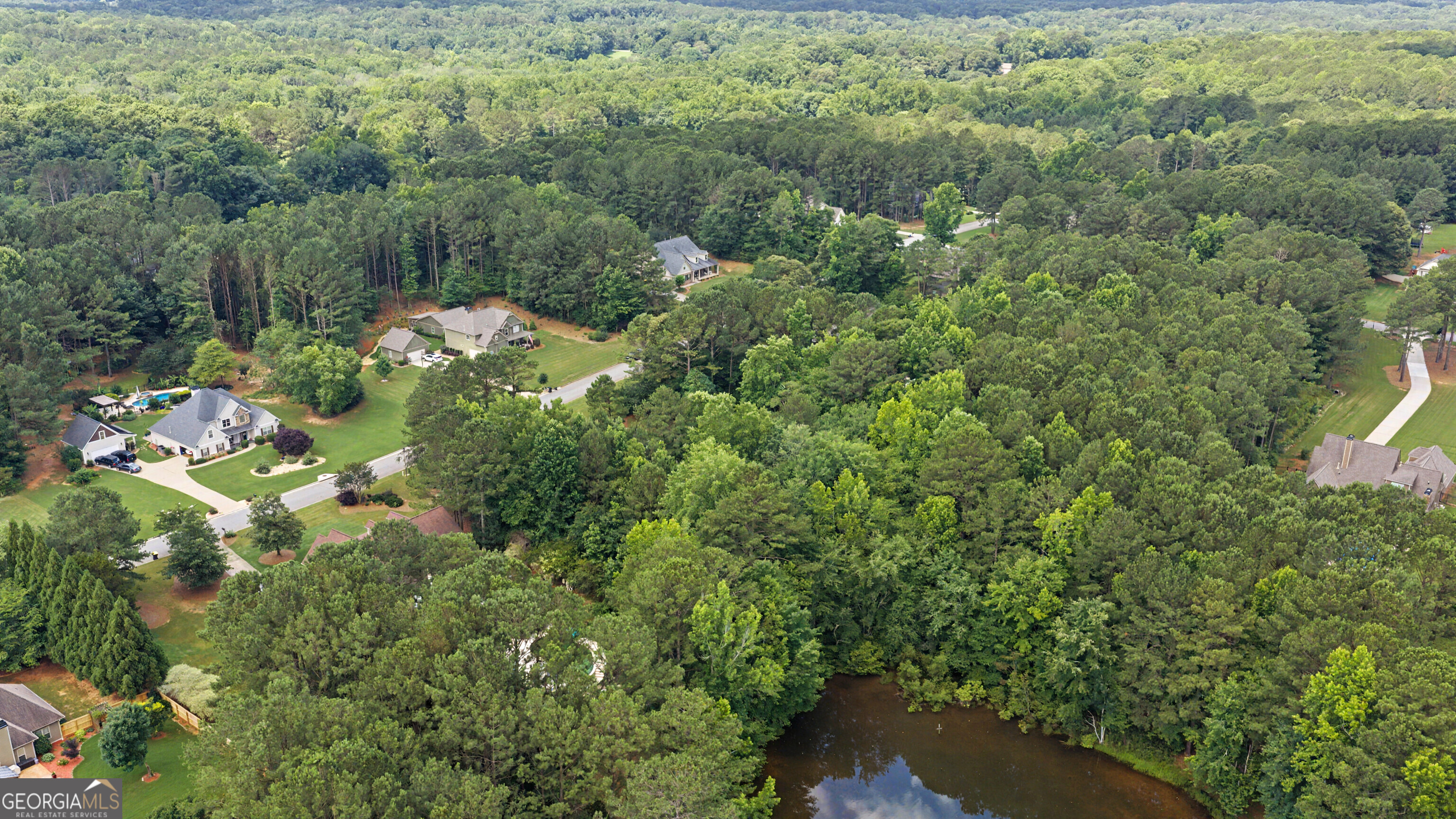 120 Meadow View Glen Property Photo 89