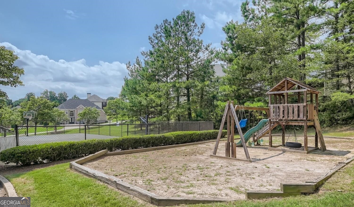 2574 Saint Paul Drive Sw Property Photo 5