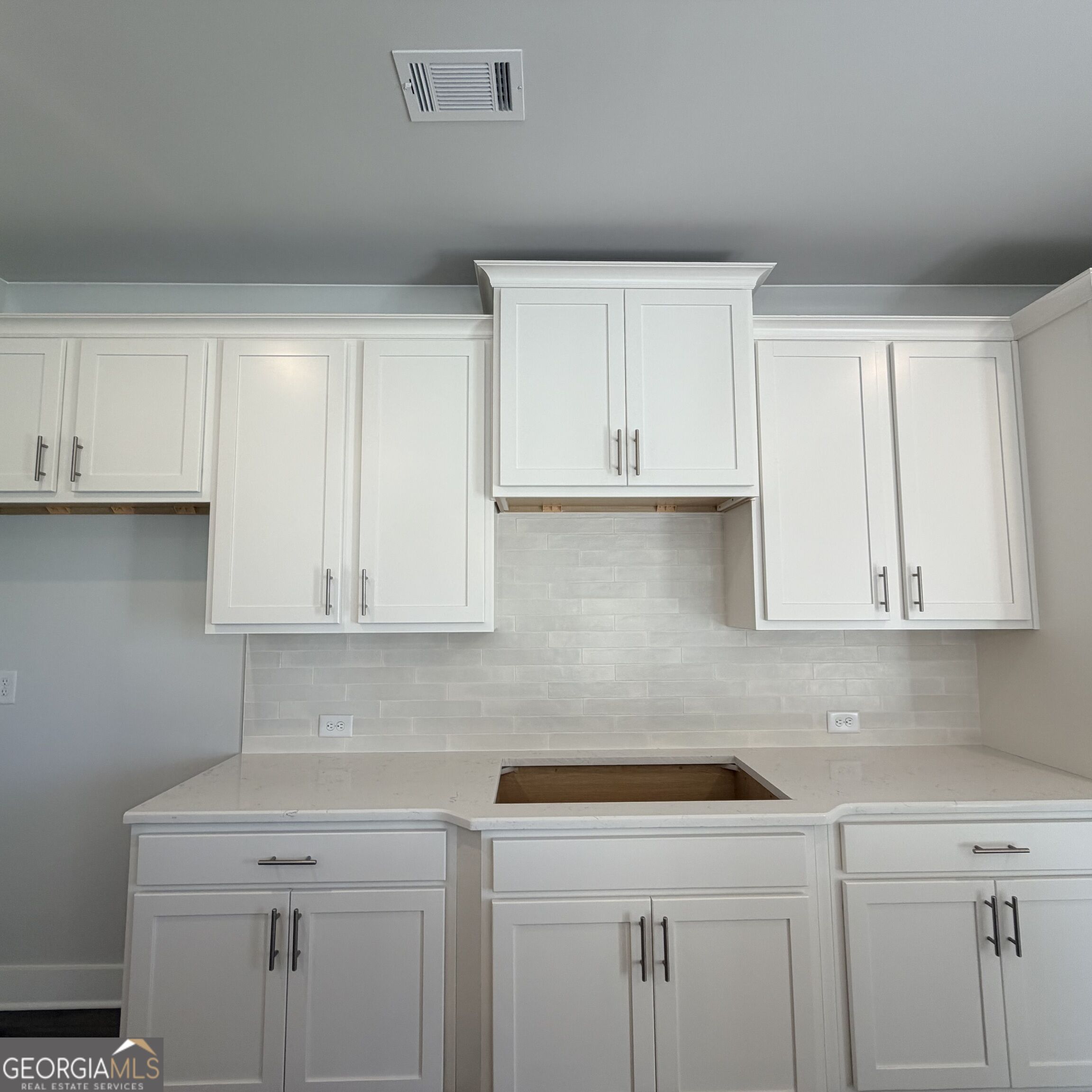 80 Chickadee Court Property Photo 9