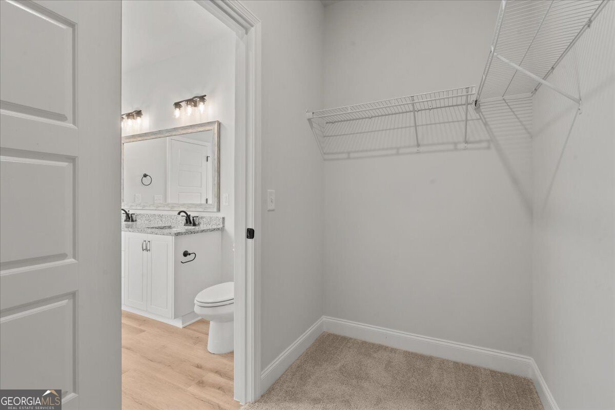 300 Timberlake Drive Property Photo 10