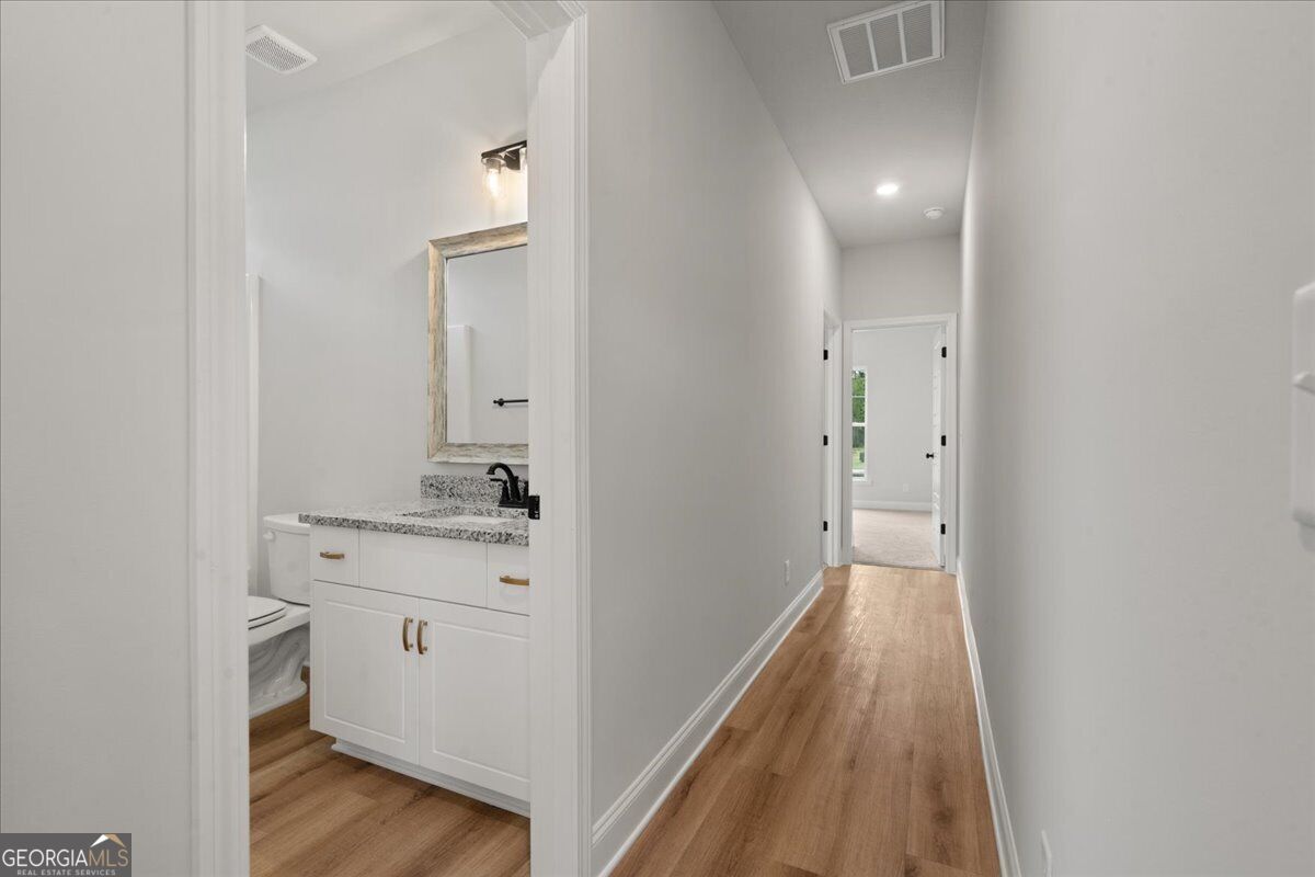 300 Timberlake Drive Property Photo 13