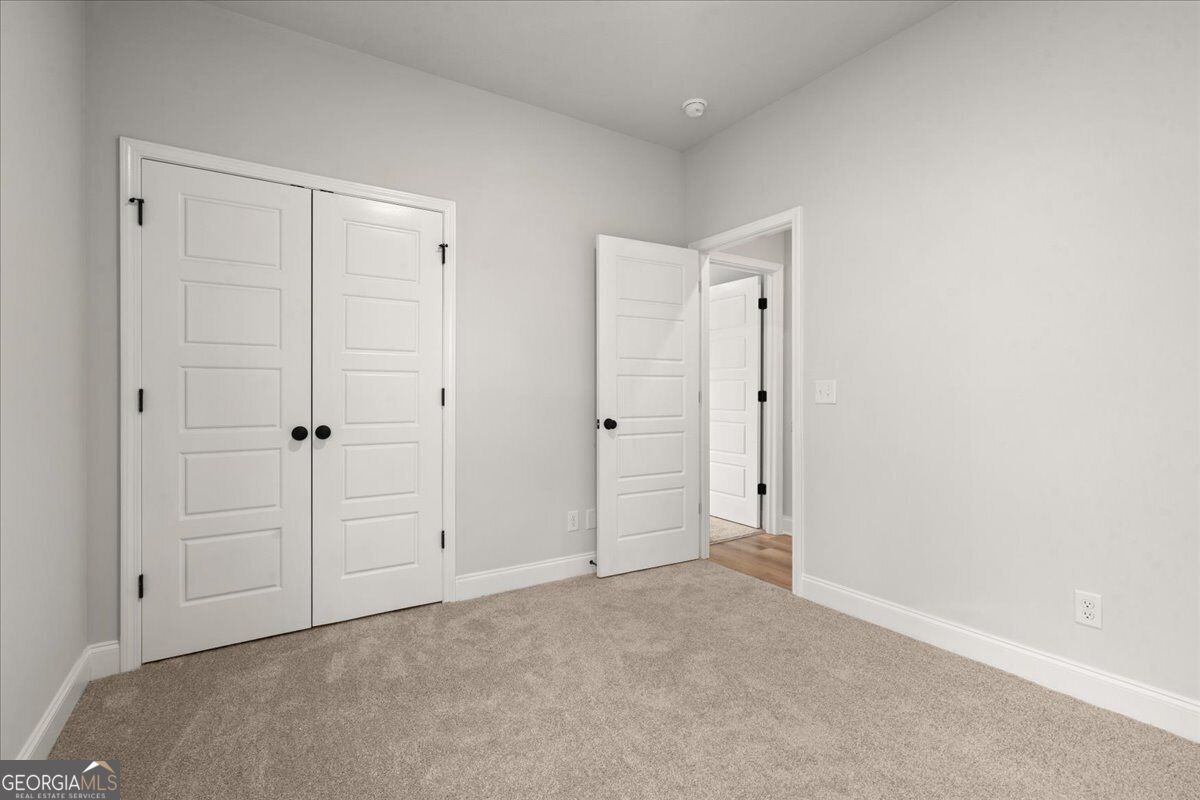 300 Timberlake Drive Property Photo 18