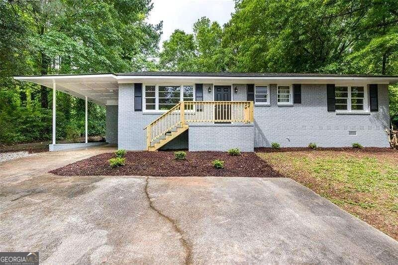 105 Mountain View Drive Property Photo 2