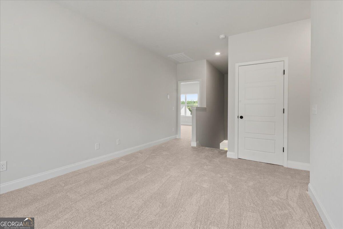297 Timberlake Drive Property Photo 12
