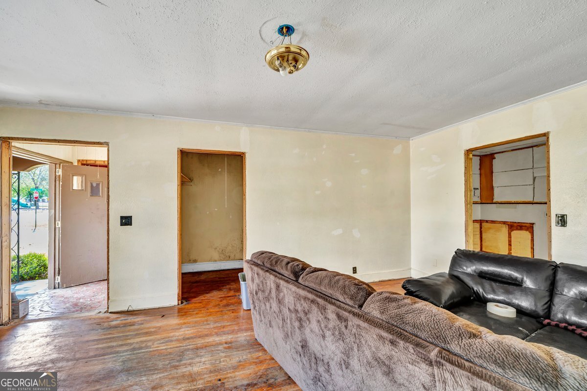 804 Fleming Road Property Photo 5