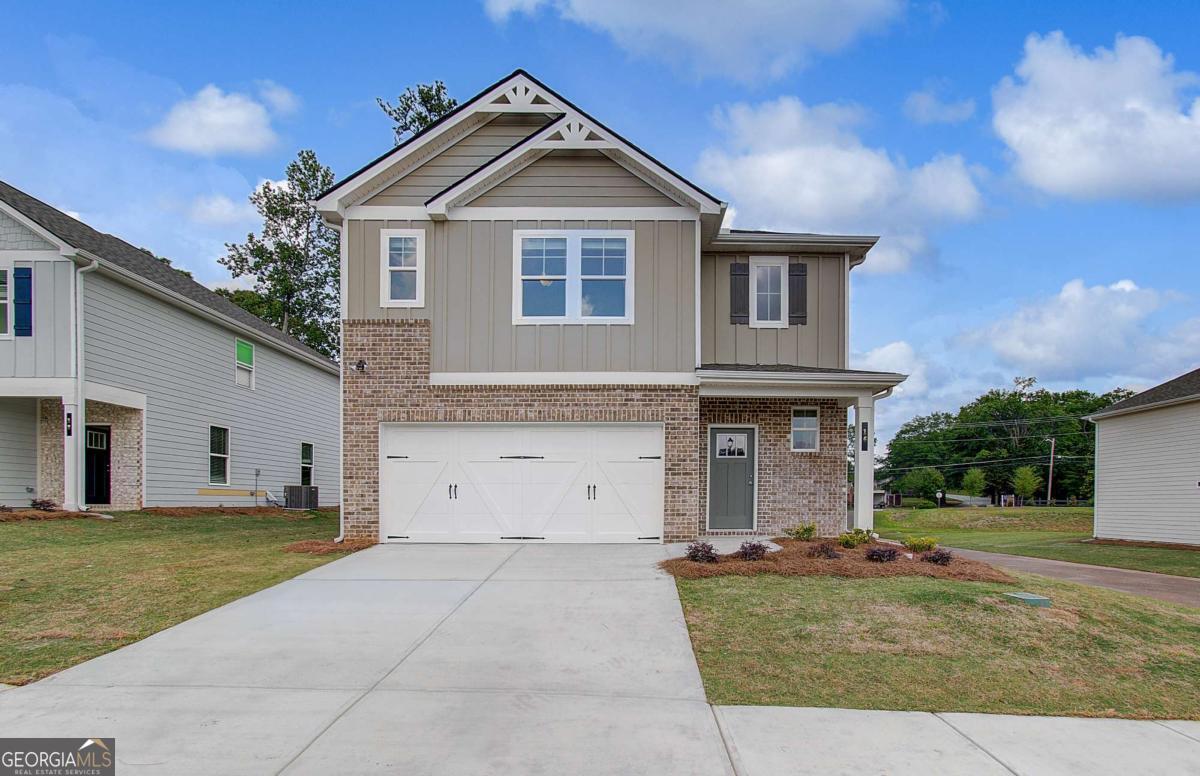 304 Abbotts Crossing Circle Property Photo 1