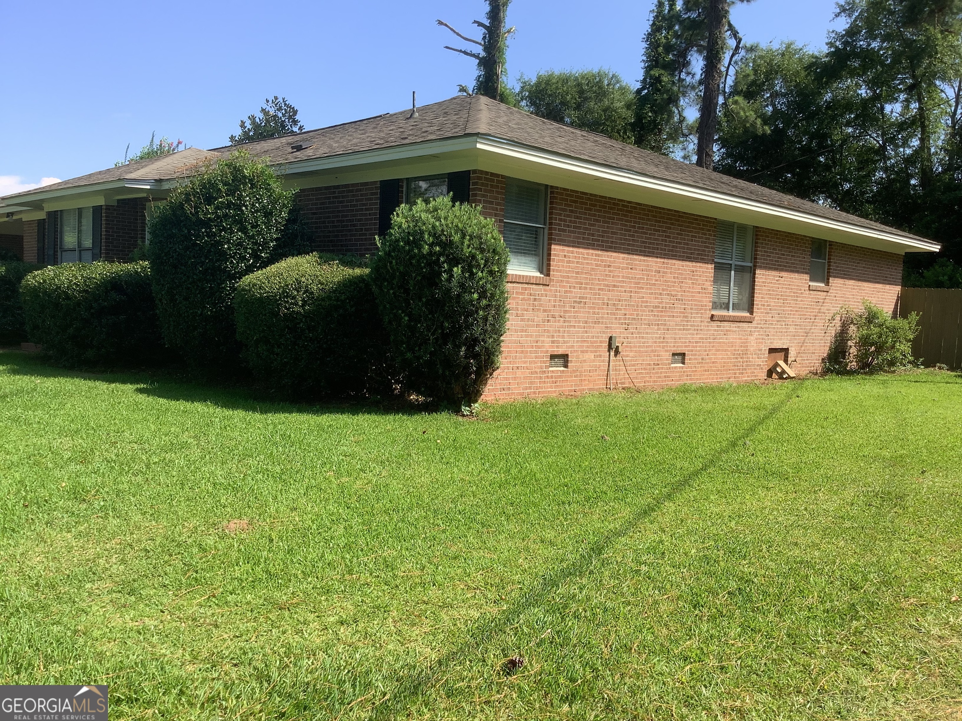 354 Smoak Bridge Circle Property Photo 2