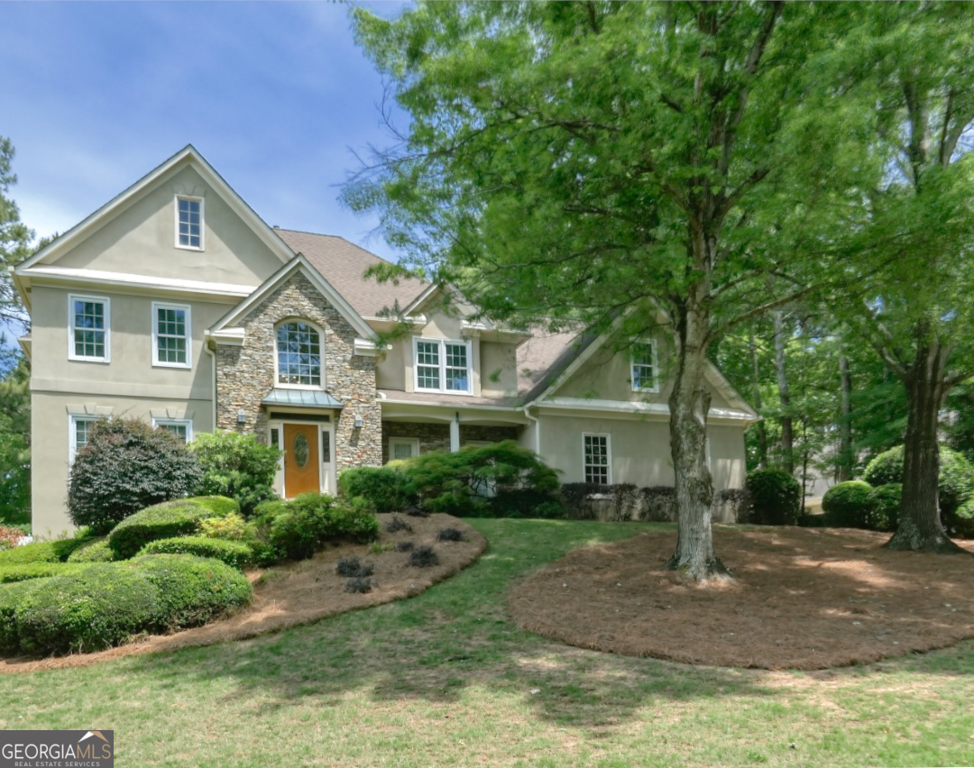 216 Montrose Drive Property Photo 1