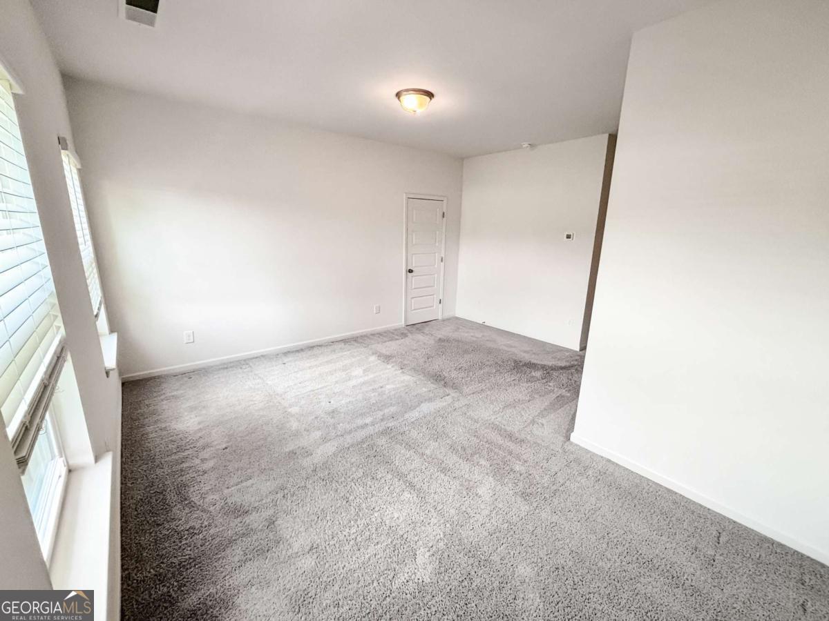 5784 Silver Lake Drive Property Photo 13