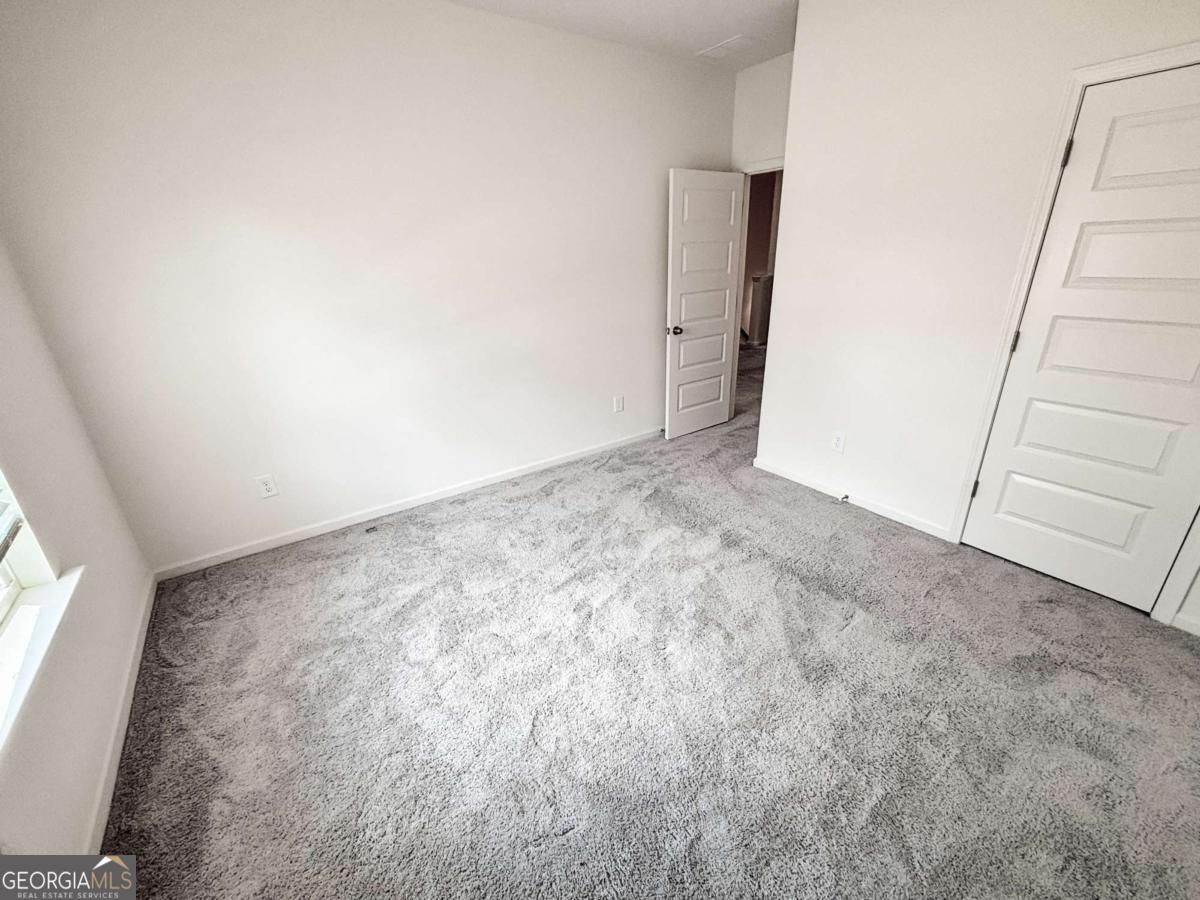 5784 Silver Lake Drive Property Photo 18