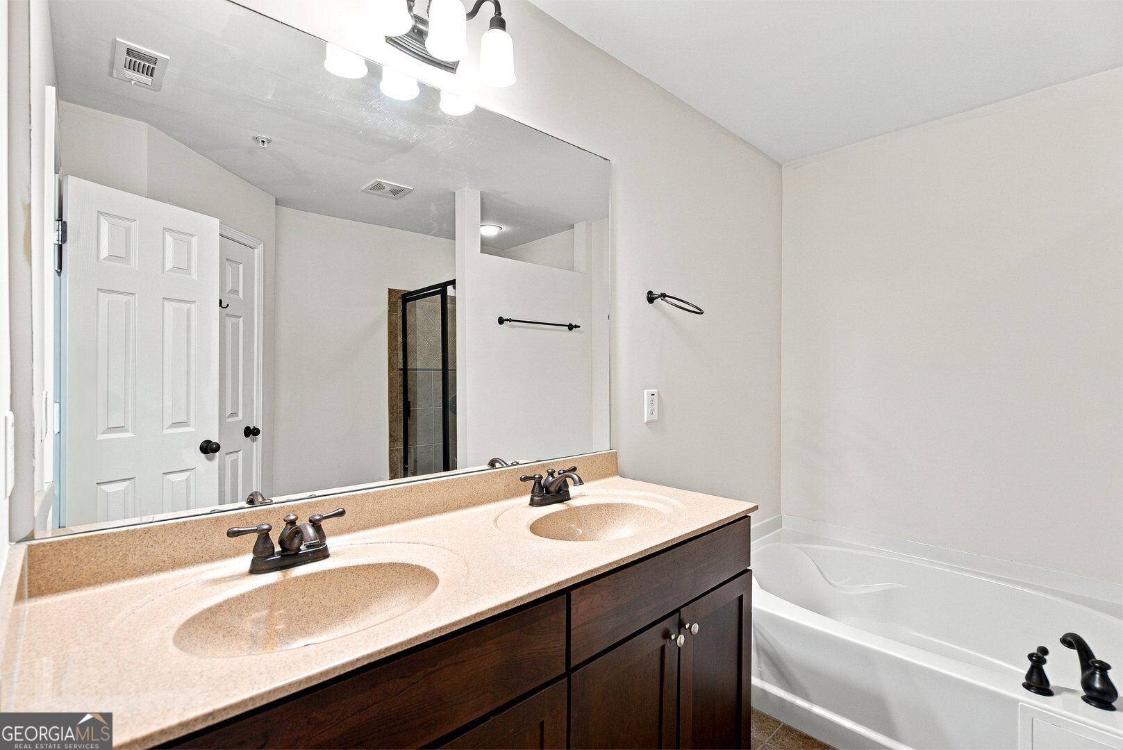 6153 Indian Wood Circle Se Property Photo 33