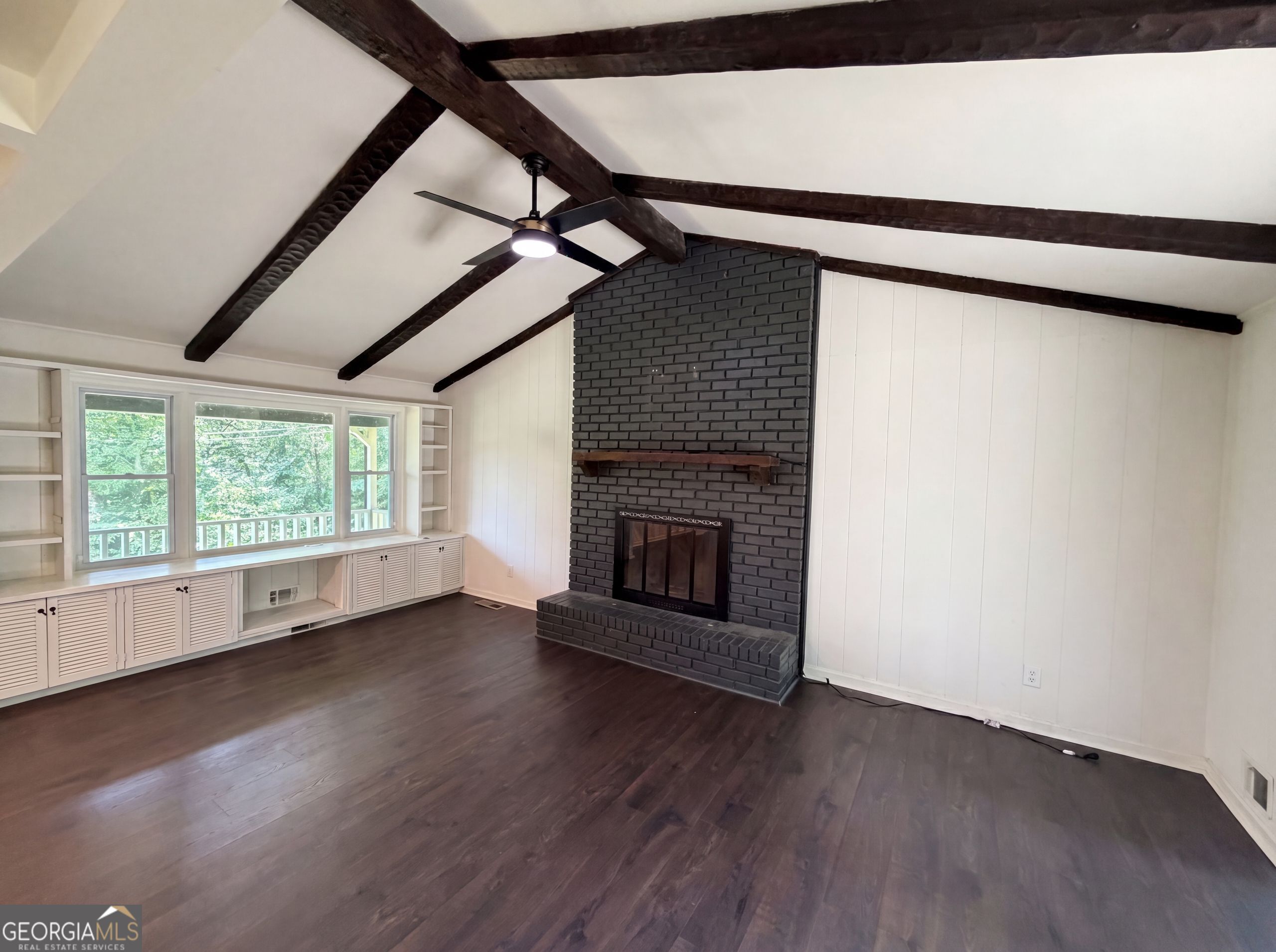 509 Spring Park Drive Property Photo 3