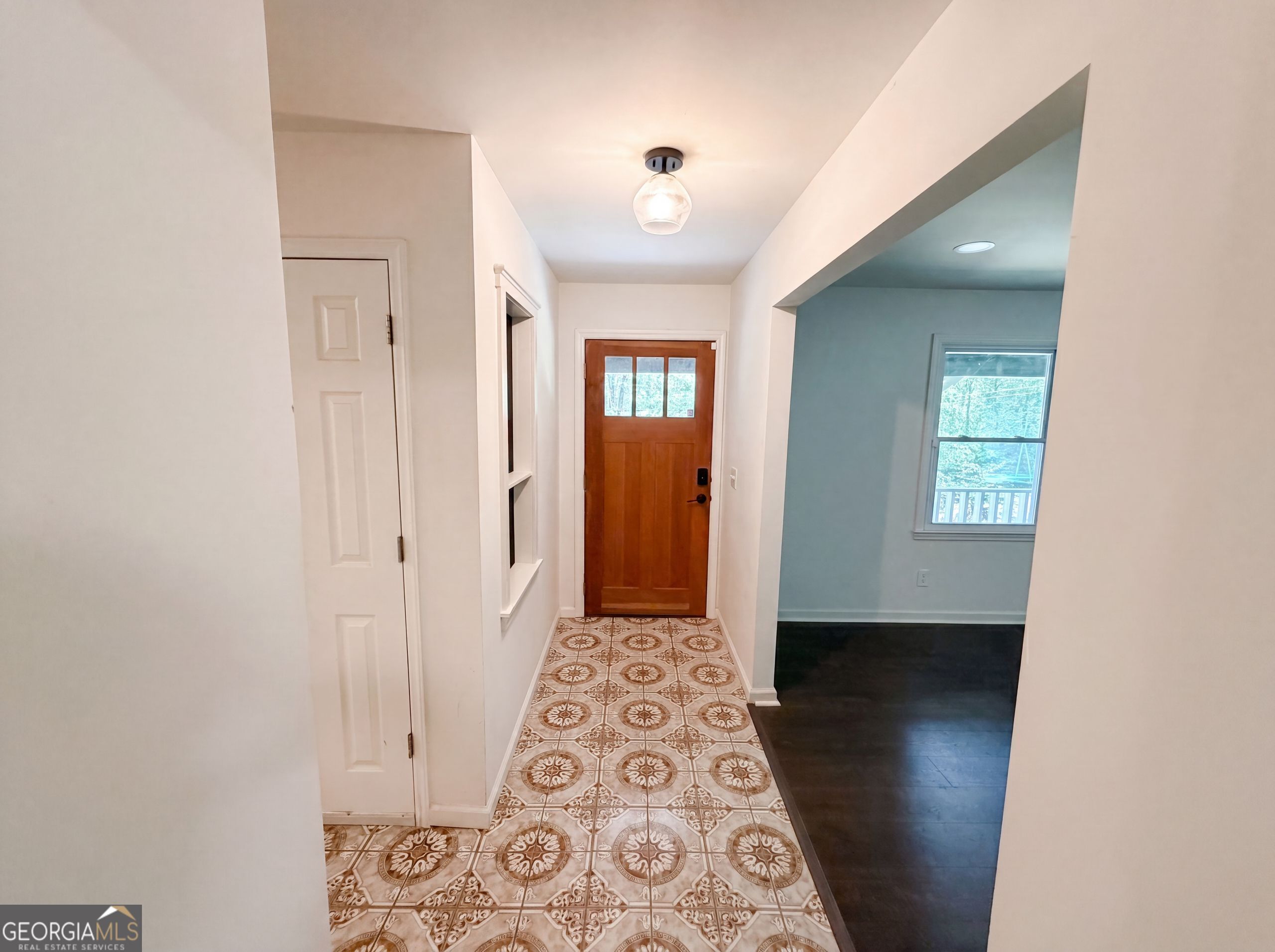 509 Spring Park Drive Property Photo 8
