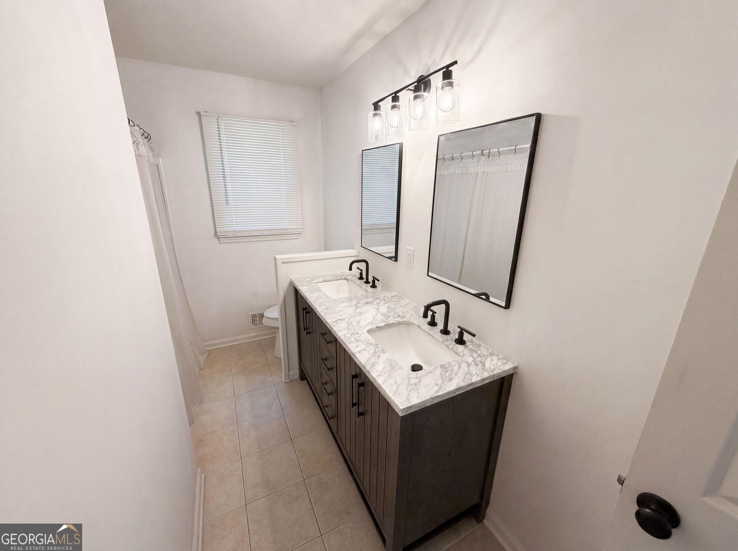 509 Spring Park Drive Property Photo 15