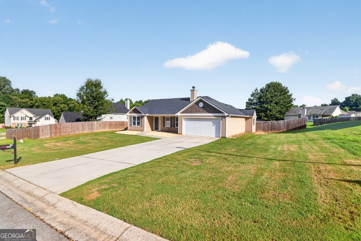2115 Crown Park Drive Property Photo 4