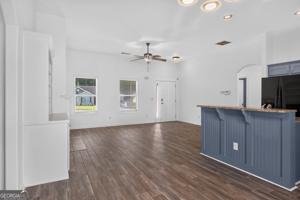 2115 Crown Park Drive Property Photo 12