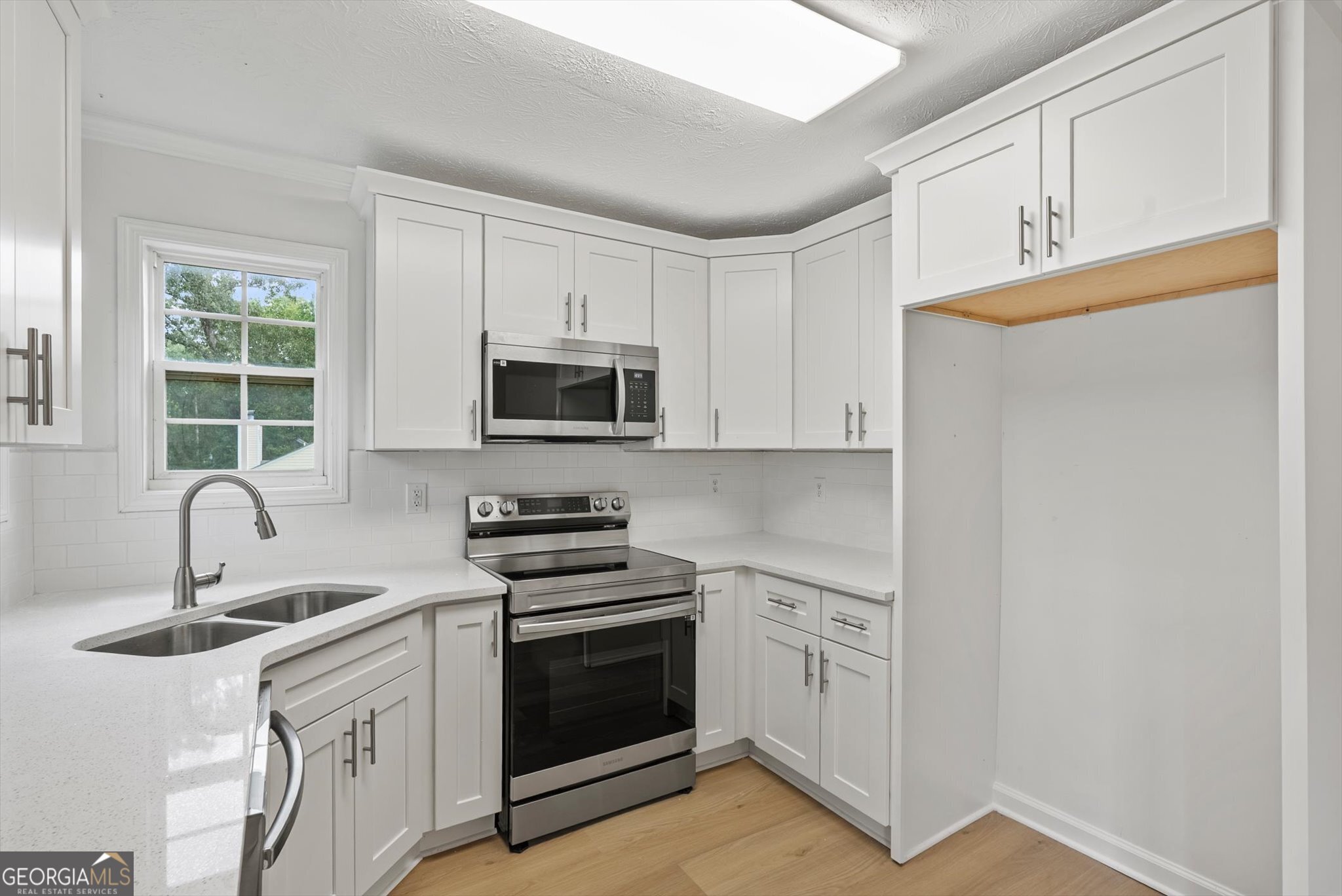 1700 Bismarck Circle Property Photo 10