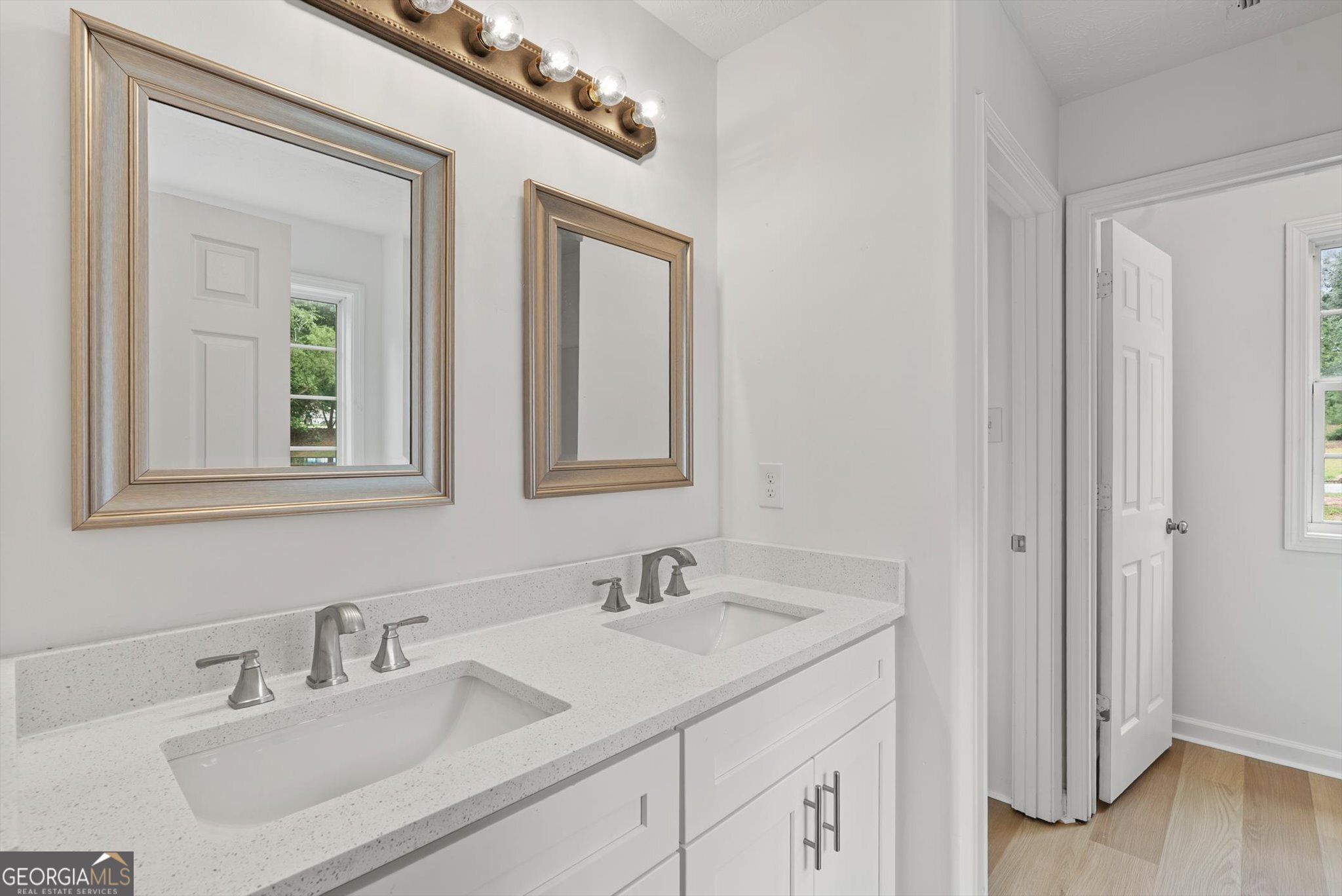 1700 Bismarck Circle Property Photo 14