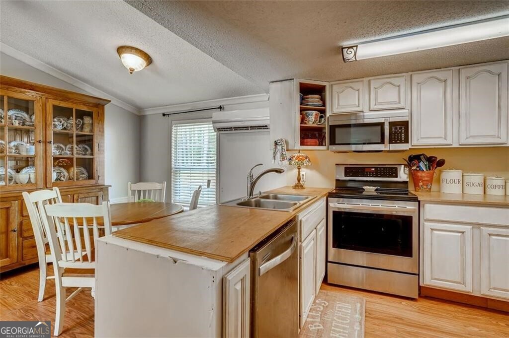 3397 Knox Bridge Highway Property Photo 10