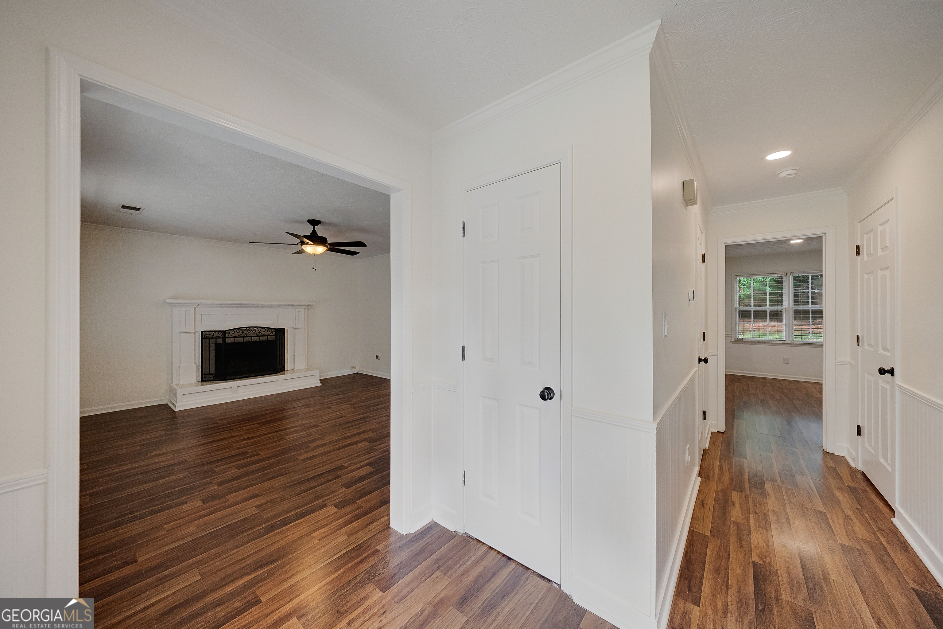 881 Providence Drive Property Photo 5