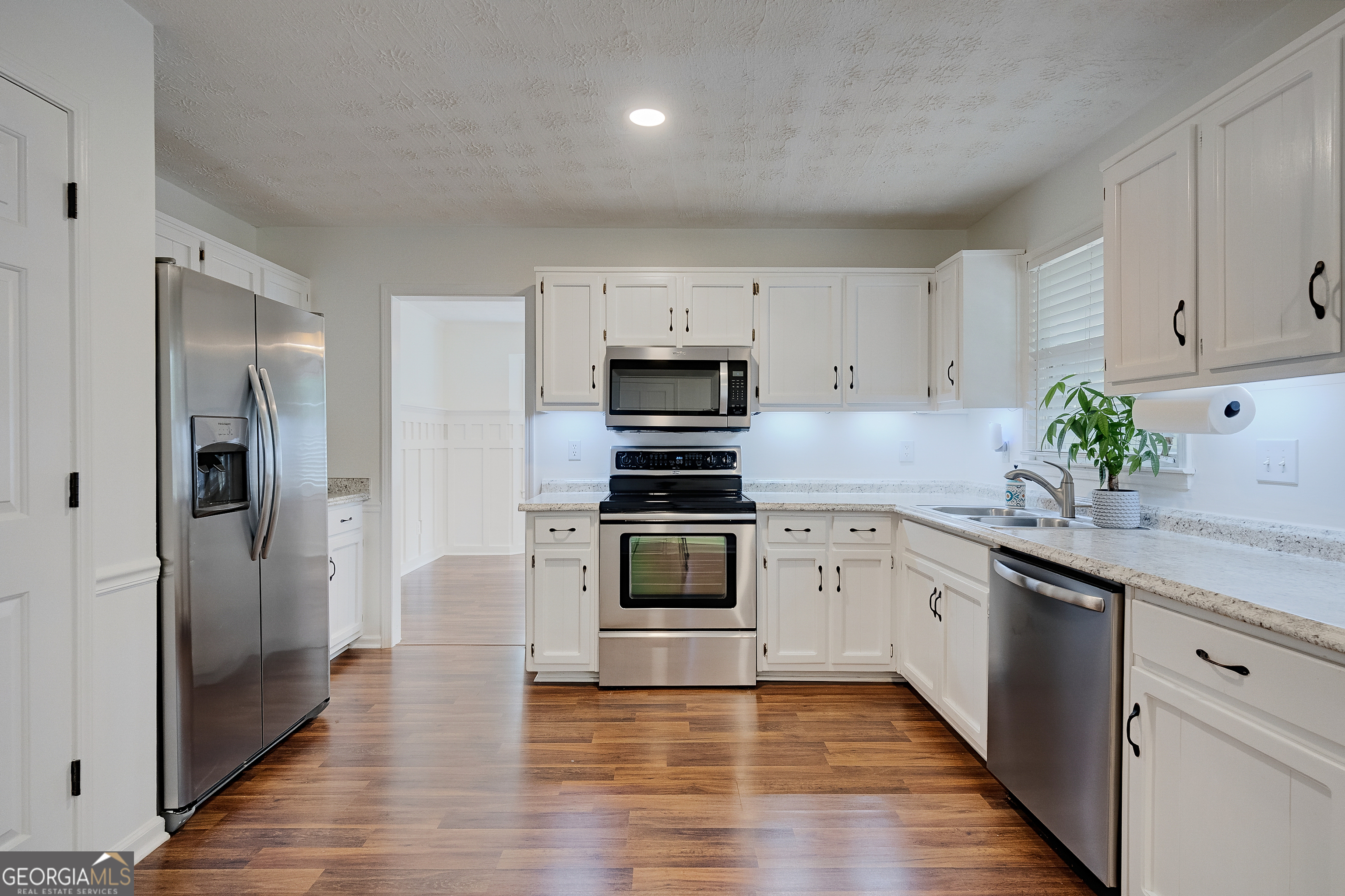 881 Providence Drive Property Photo 12