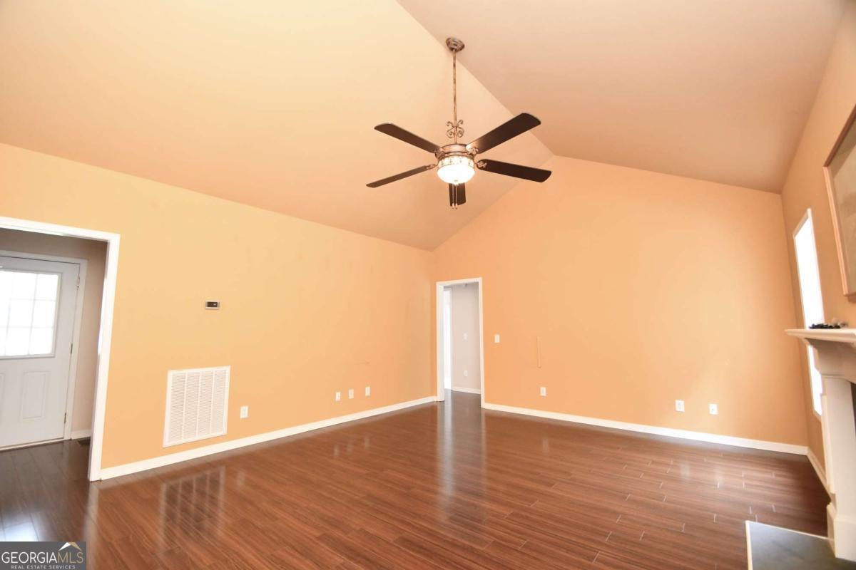315 Gentle Doe Way Property Photo 8