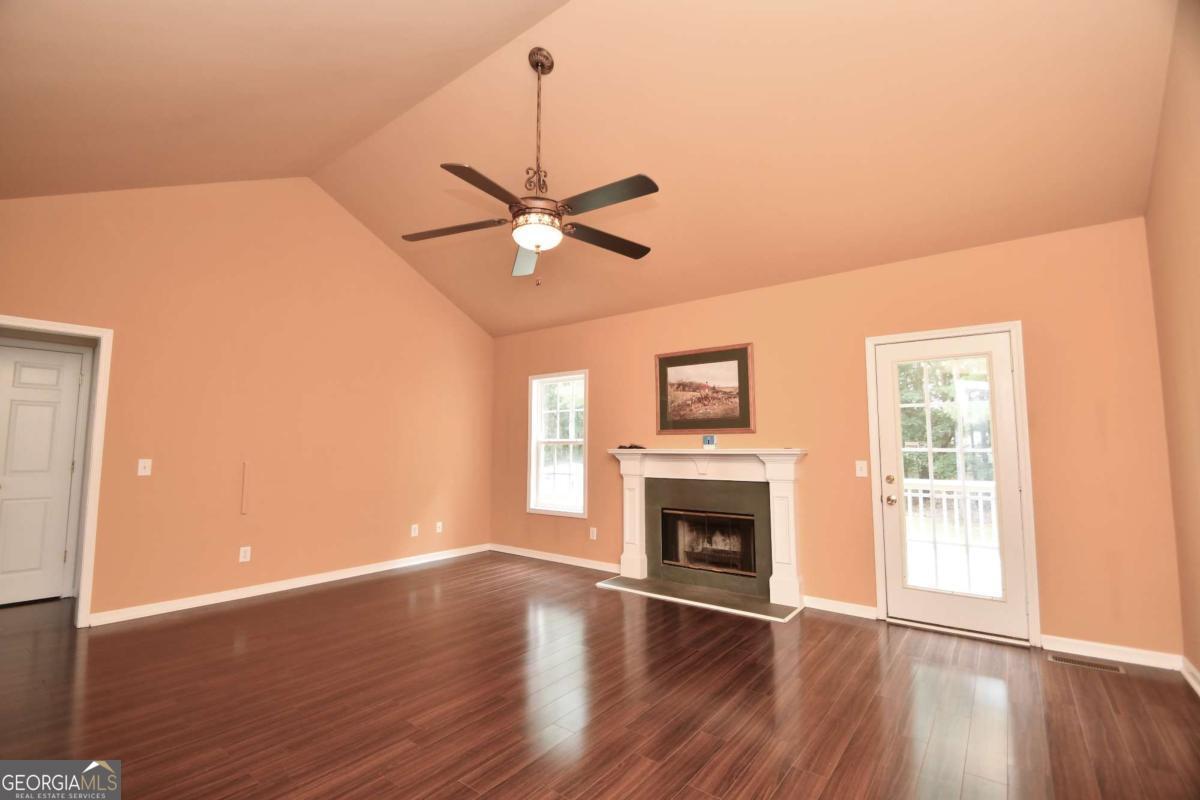 315 Gentle Doe Way Property Photo 9